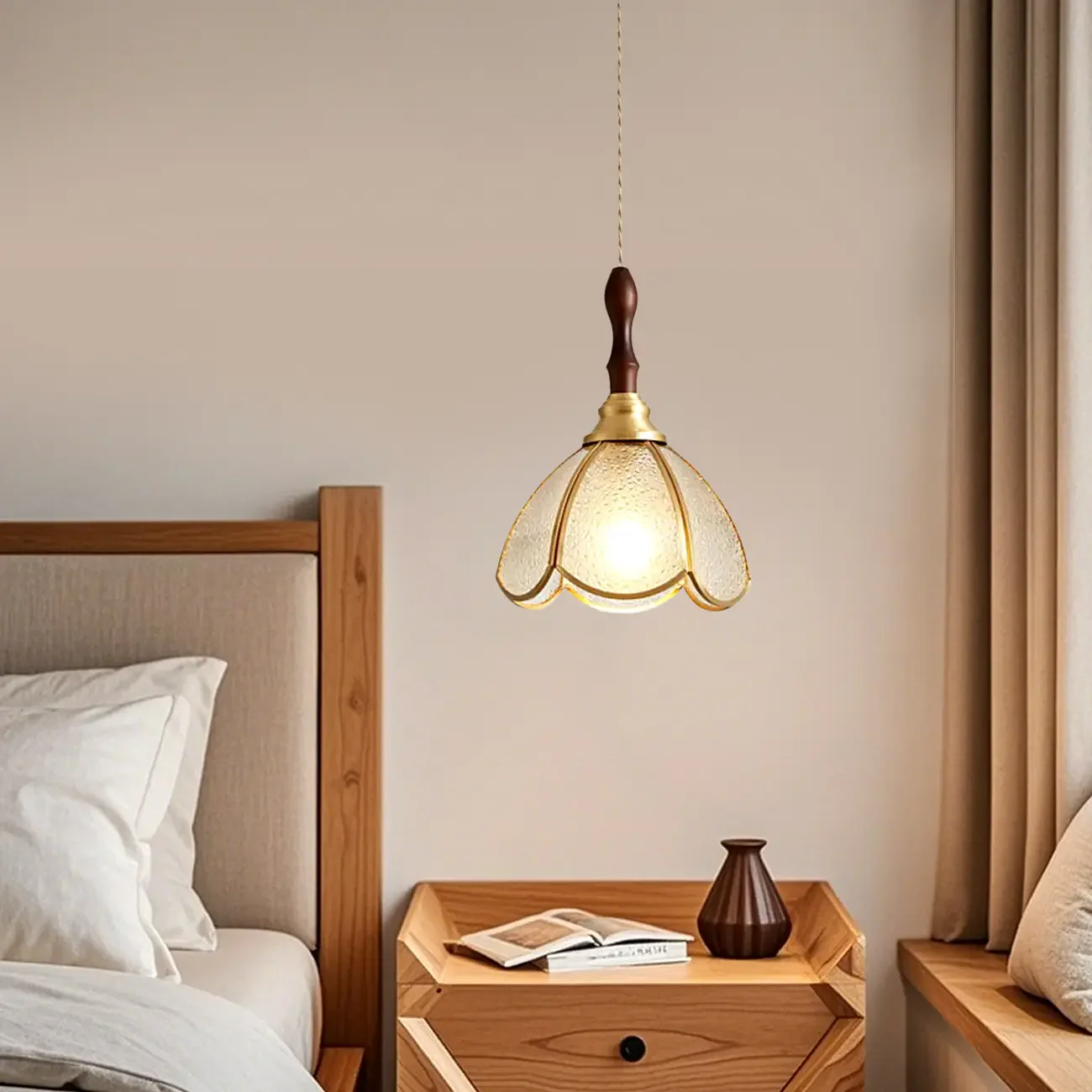 Retro Stained Glass Floral Pendant Lamp for Elegant Home Decor