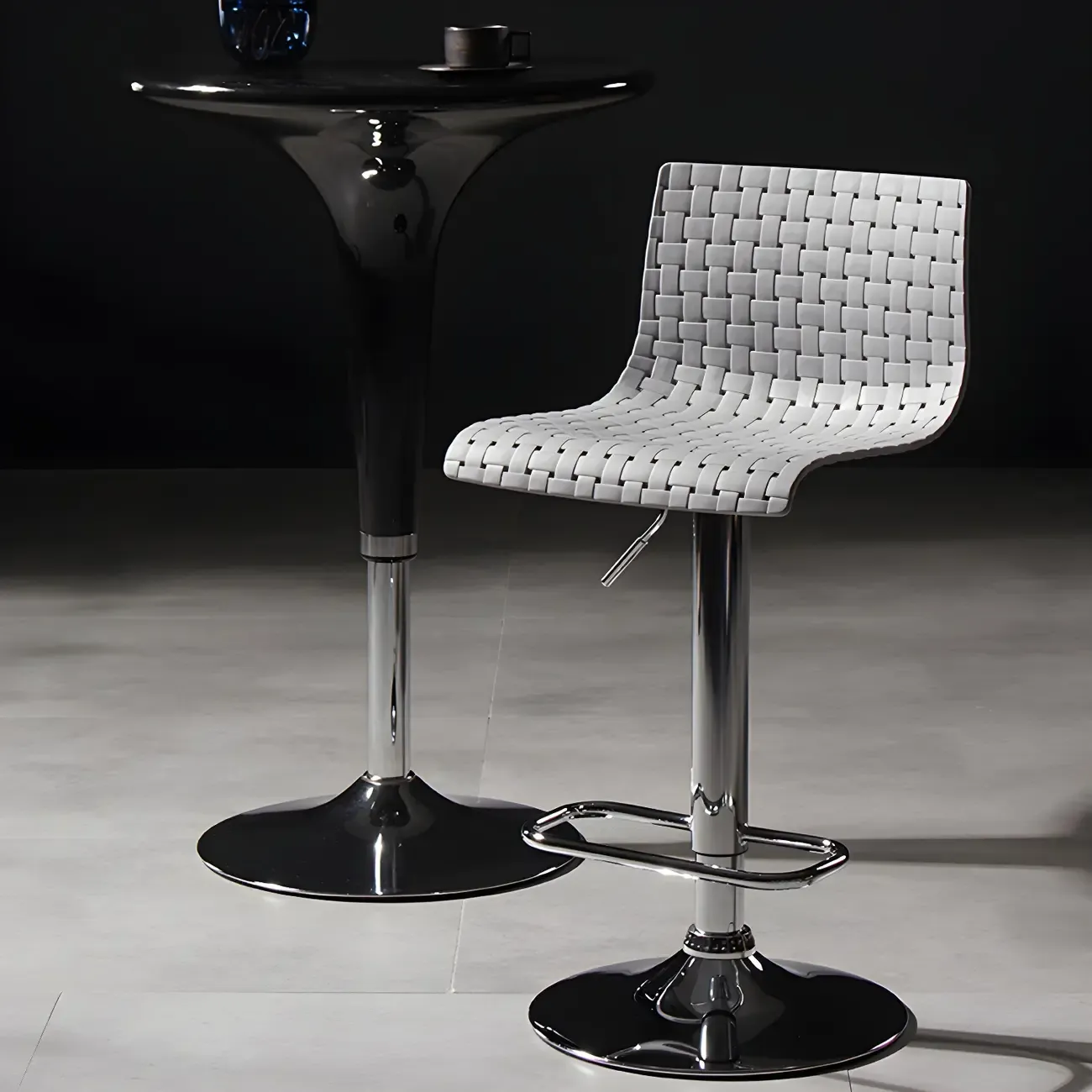 Modern Square Seat Plastic Rattan Adjustable Swivel Bar Stools