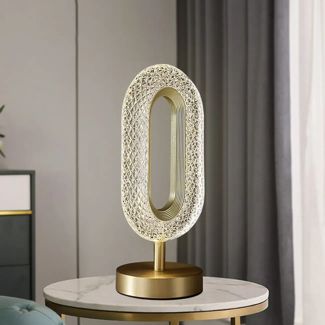 Art Deco Luxury Gold Brass Acrylic Ring Shape LED Table Lamp