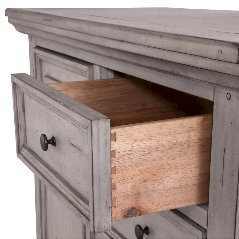 Lakewood 5-drawer Chest