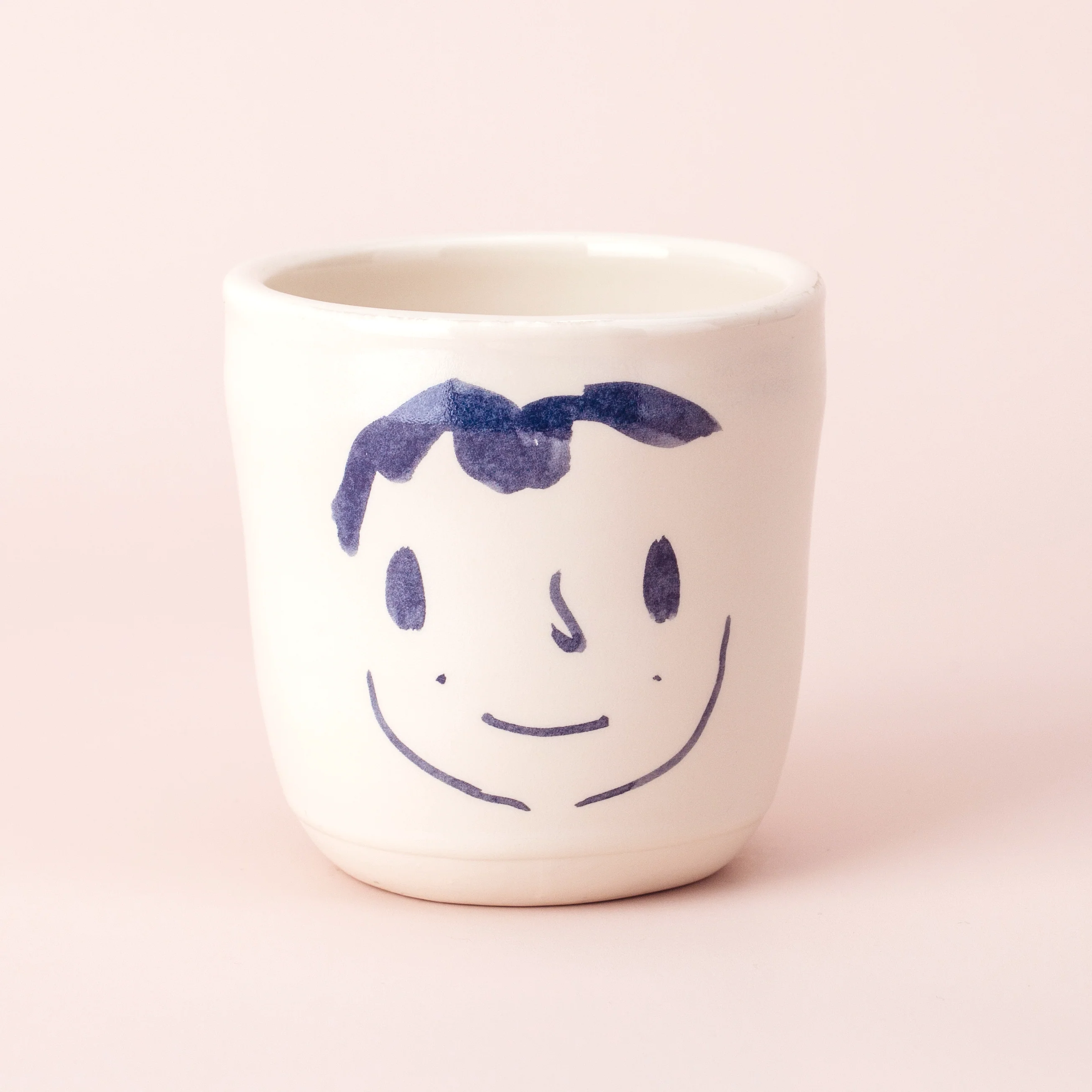 Brut Cake 100 Smiling Mugs Dong 8.5cm