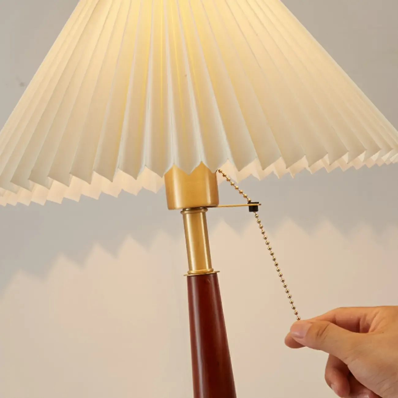 Elegant Metal Round Base Cone Fabric Shade Table Lamp