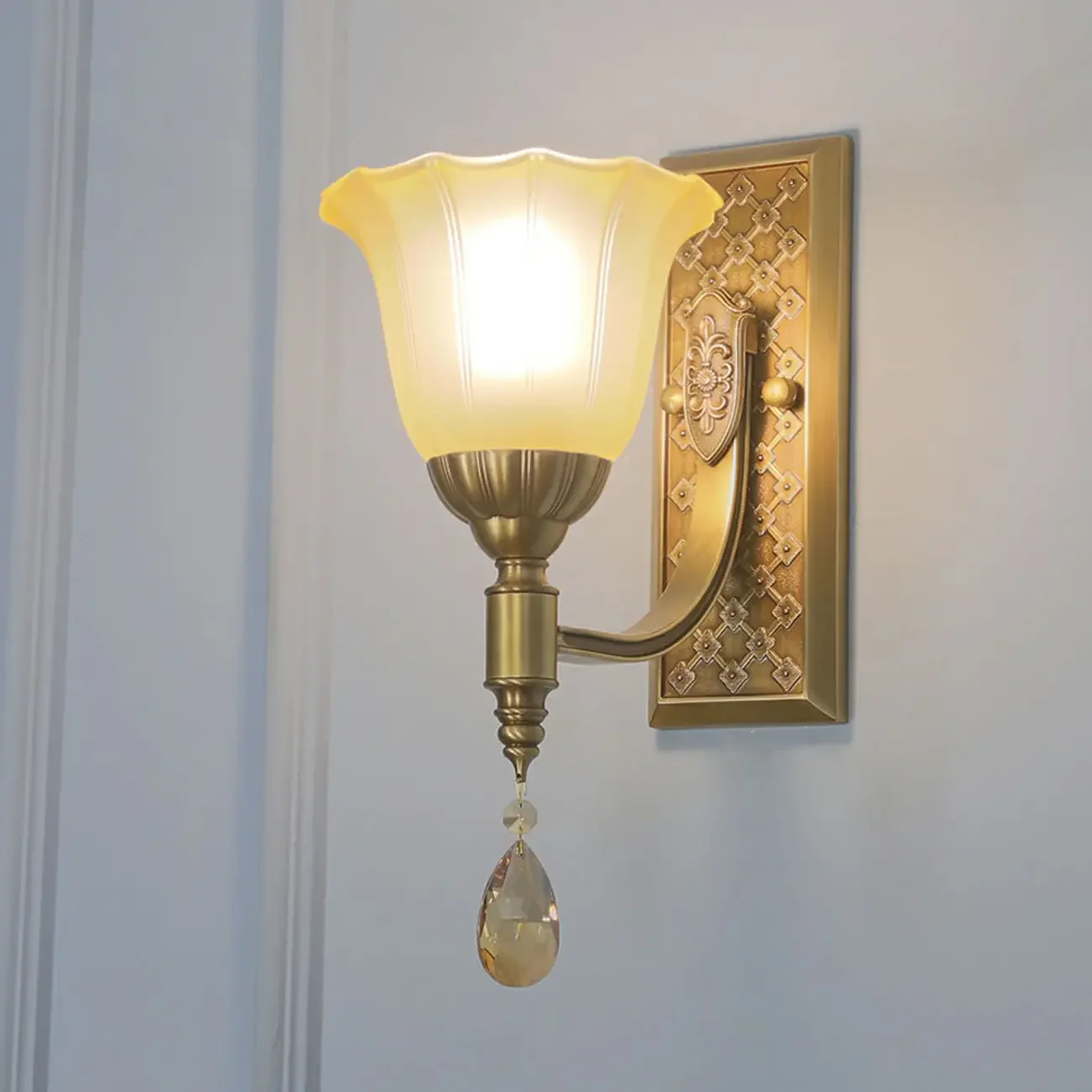 Retro Gold Frame Wall Sconce Lamp with Crystal Pendant