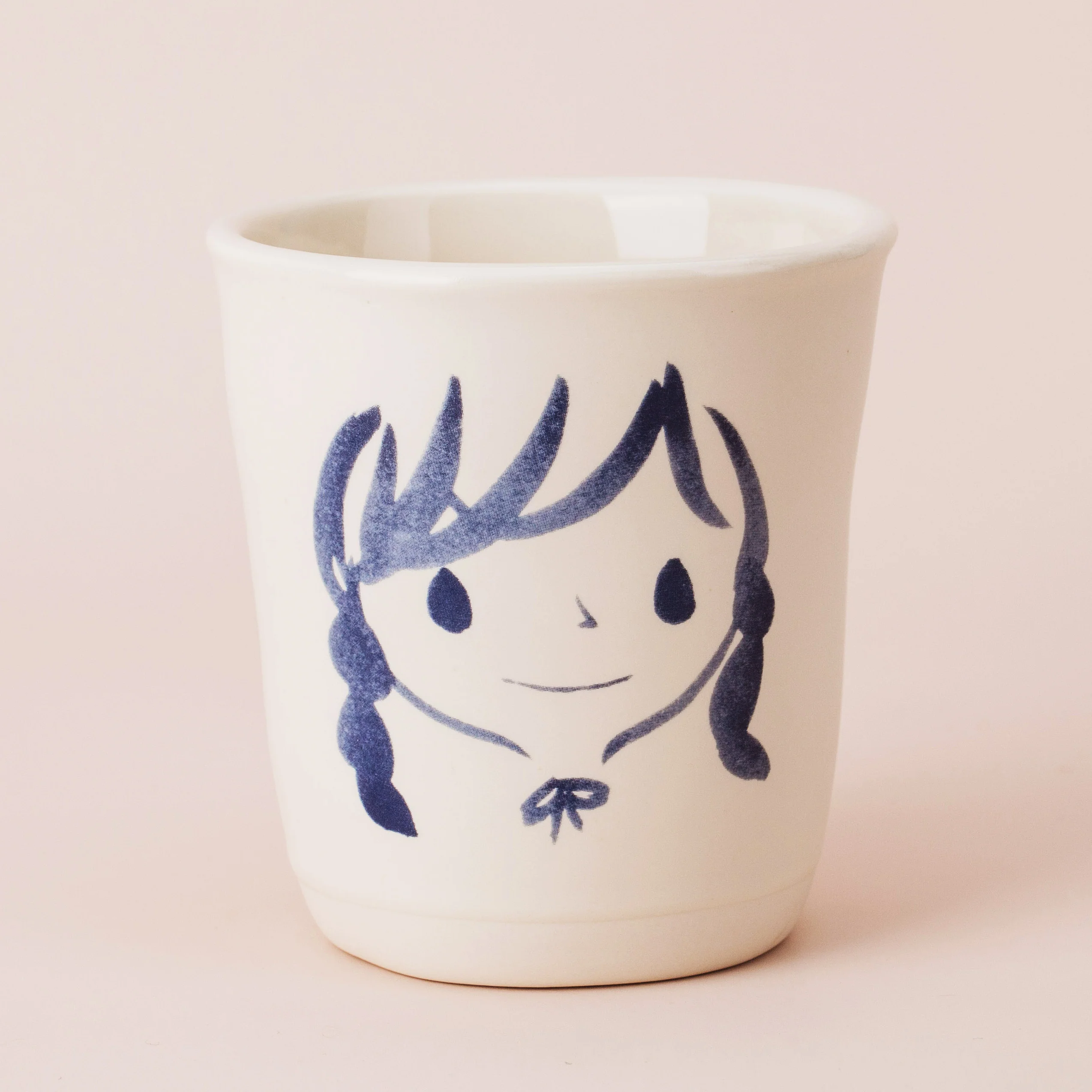 Brut Cake 100 Smiling Mugs Gemma 9.5cm