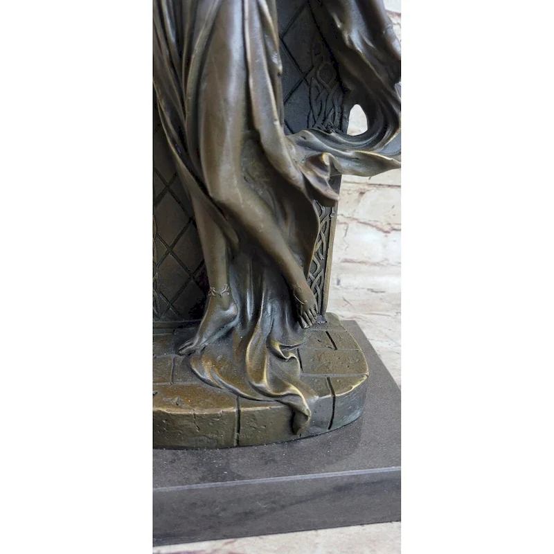 Winged Serpent Imitative Snake Dragon Fantasy Gargoyle Monster Bronze Statue Sculpture Art