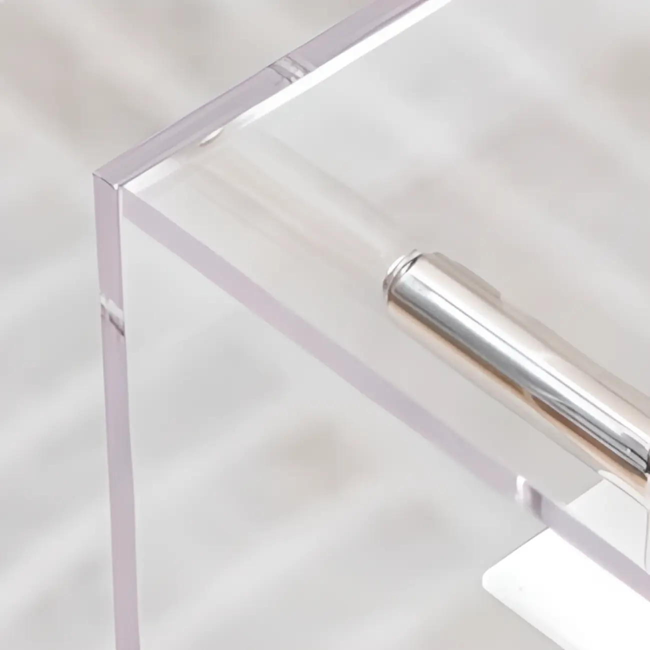 Stylish Clear Acrylic 360° Rolling Cubic Side Table