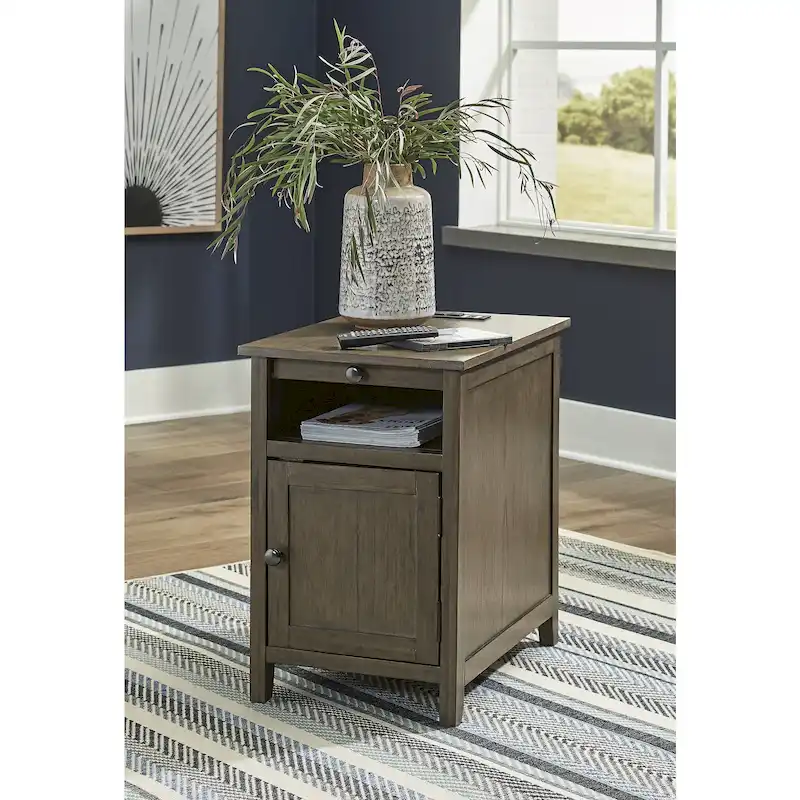 Signature Design by Ashley Treytown Chairside End Table - 16W x 24D x 24H