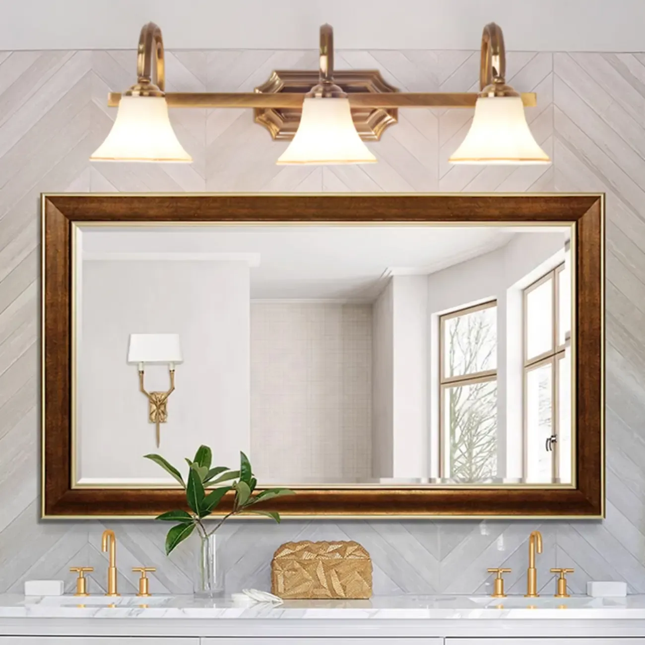 Modern Classic Gold Bell Glass Bathroom Vanity Light