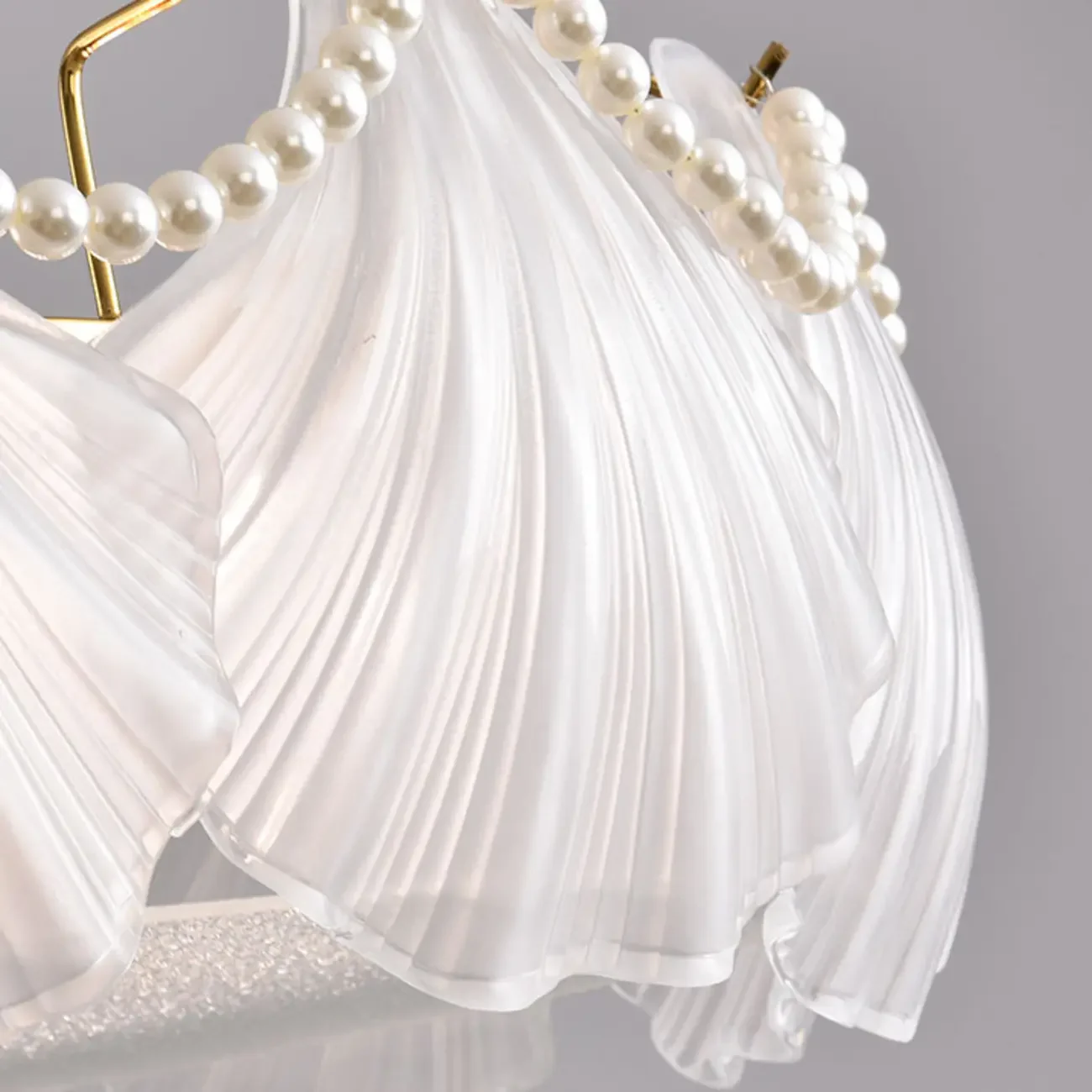 Luxury Living Room Ceiling Light with Glass Shell Shade