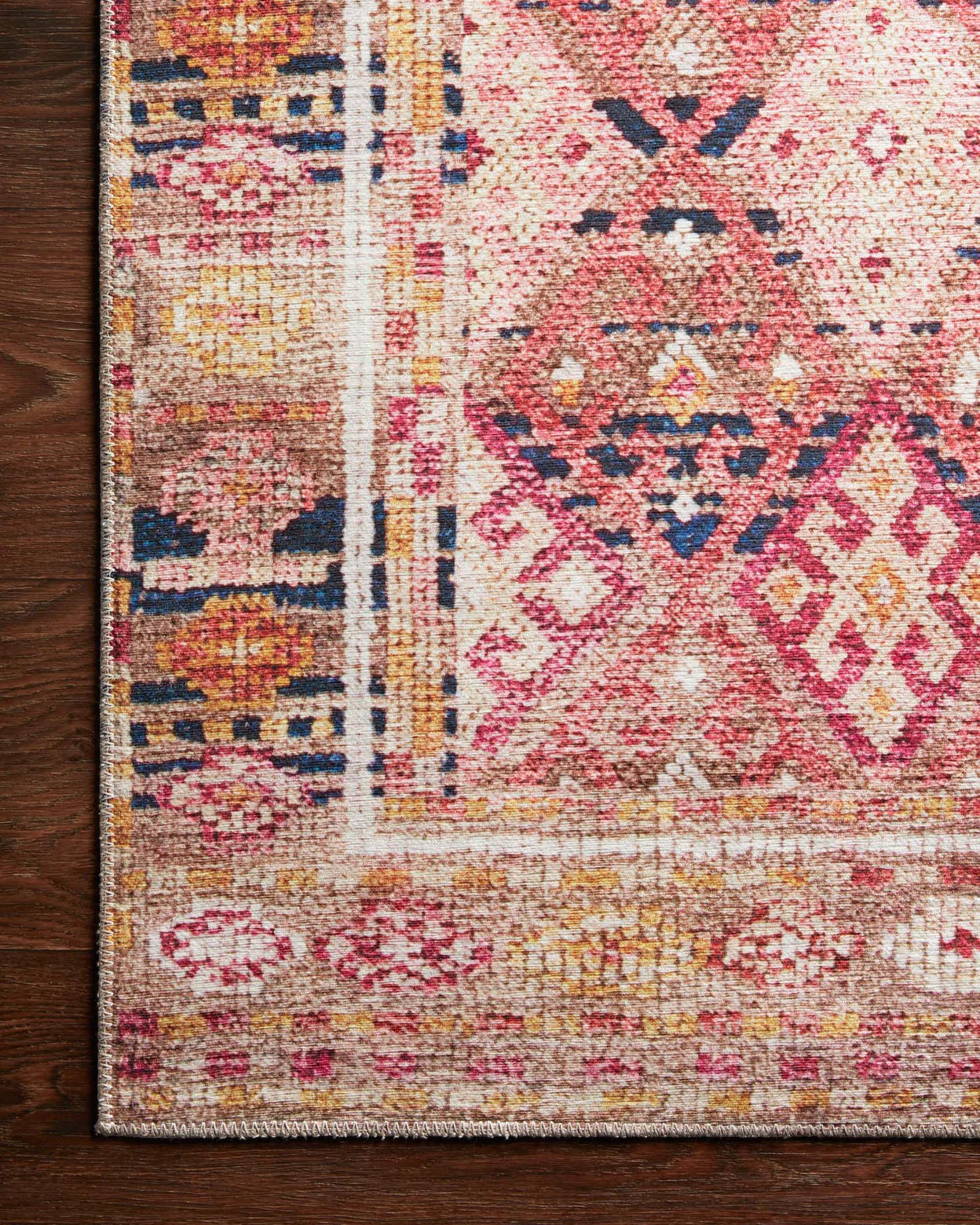 Layla Magenta / Multi Rug