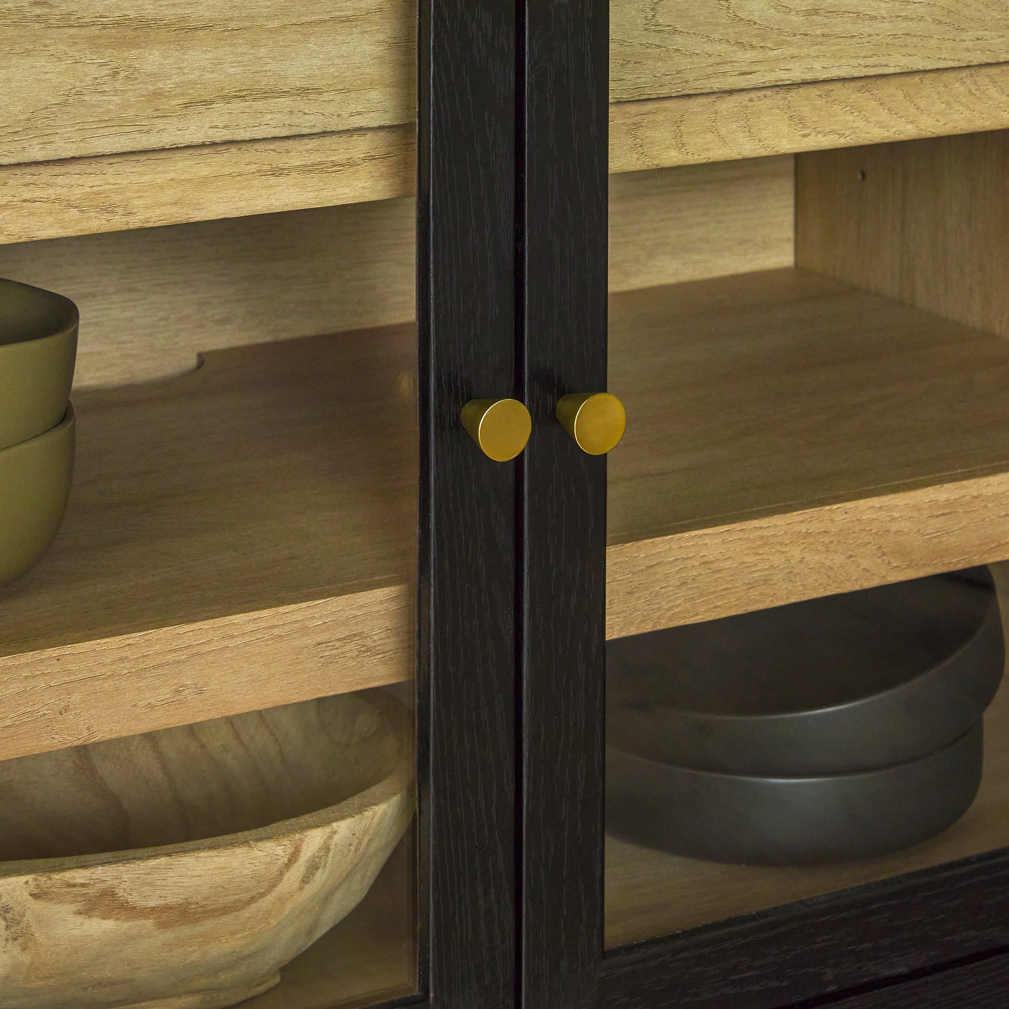 Harlow Traditional Easy Assembly Glass Door 70¡± Sideboard/TV Stand