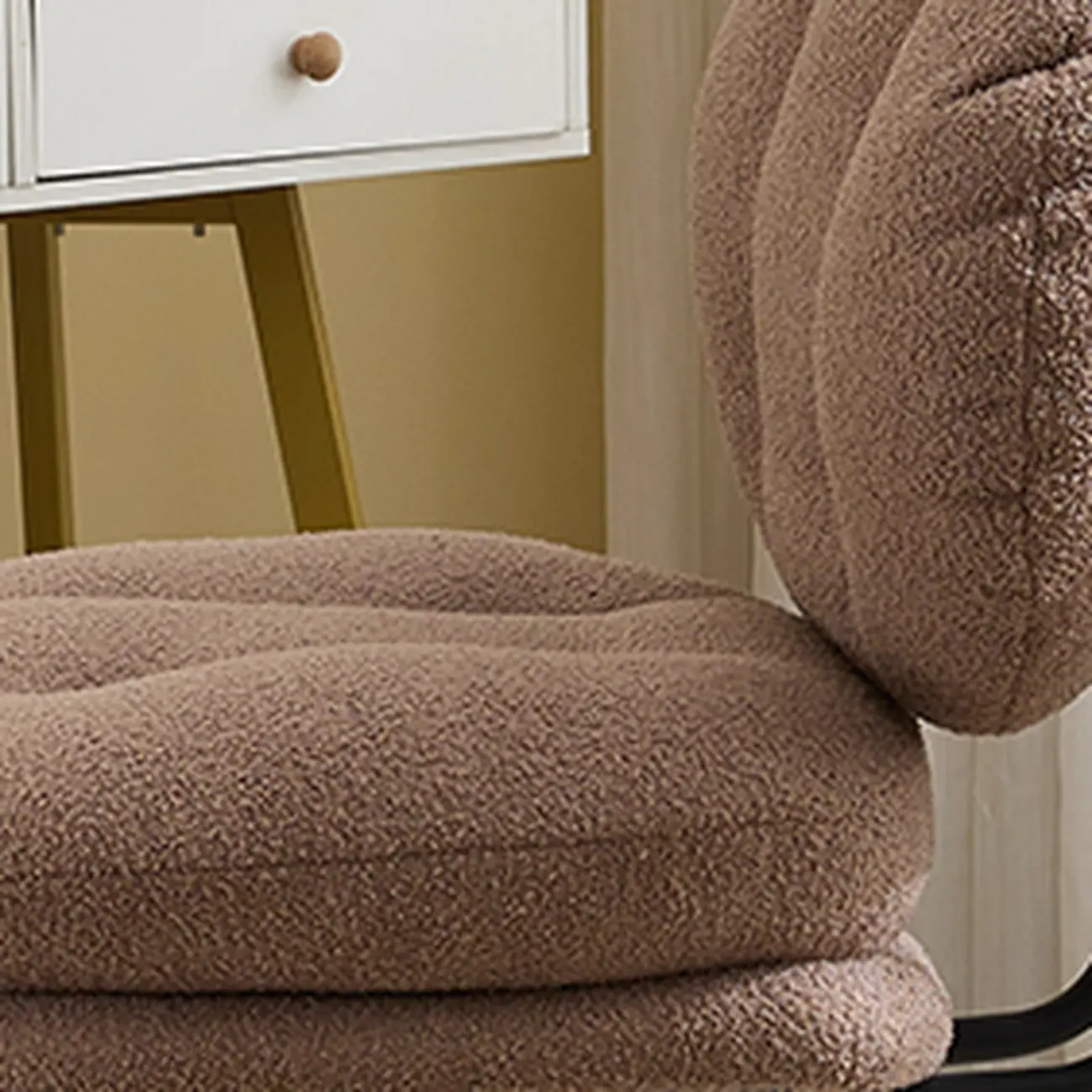 Modern Tufted Upholstered Ergonomic Swivel Office Chair