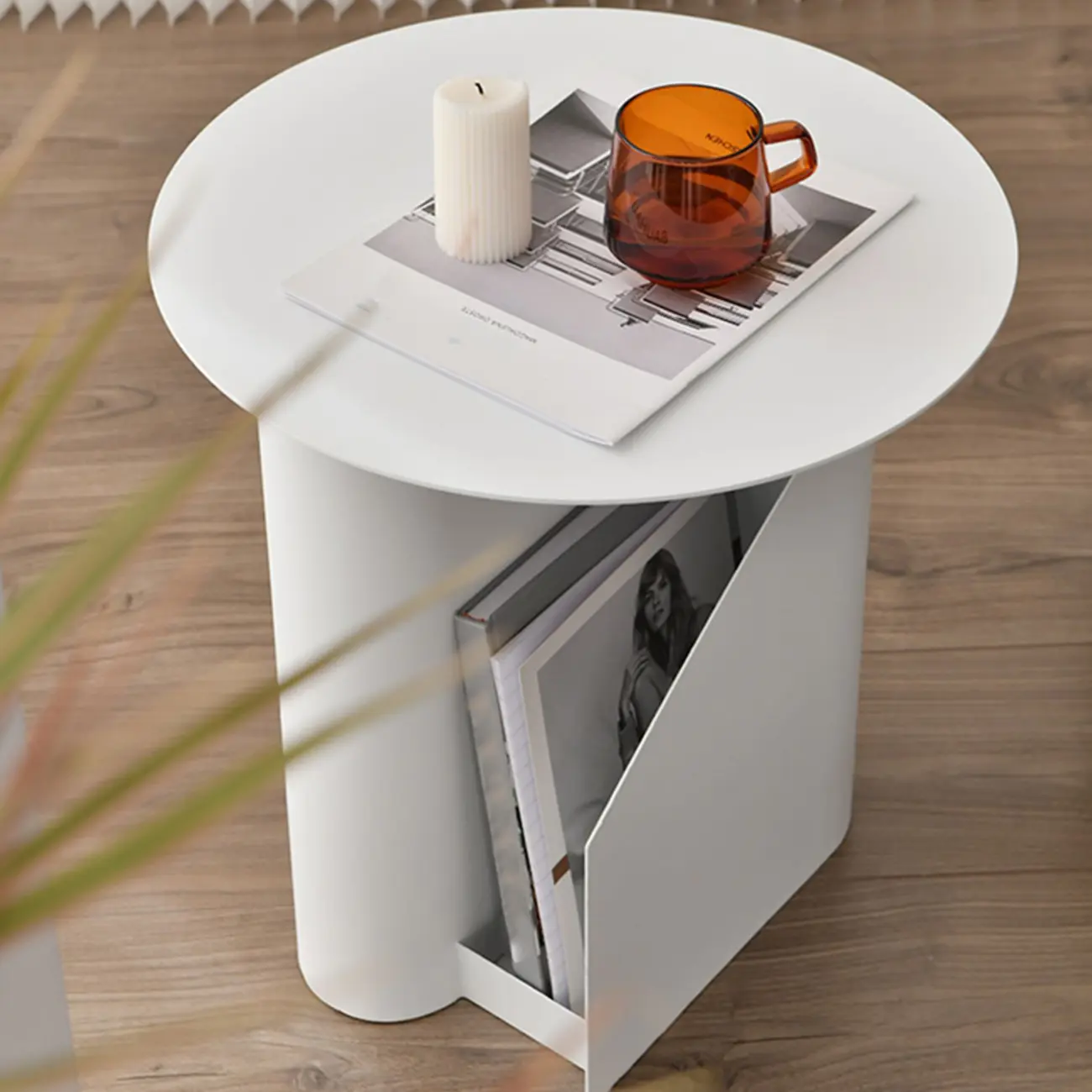 Scandinavian Abstract Iron Small Round Side Table