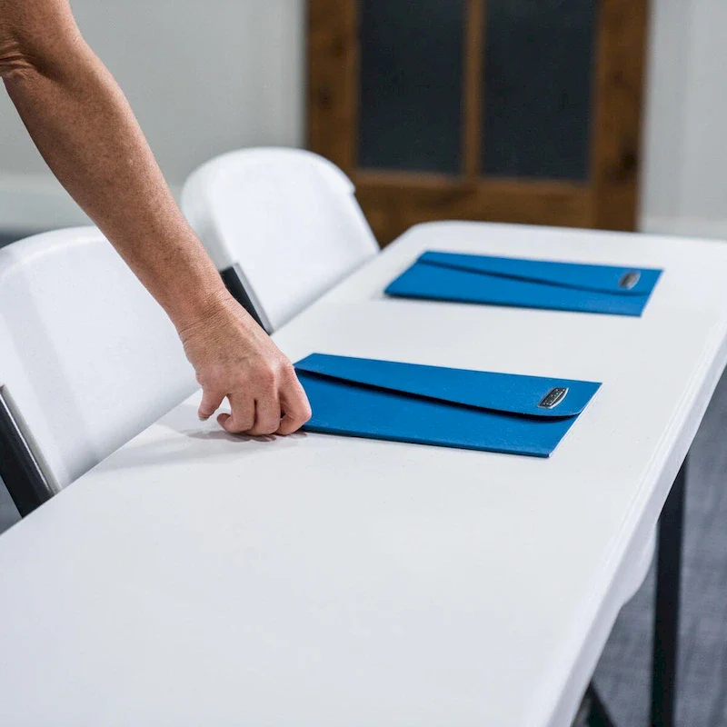6-Foot Seminar Table (Commercial)