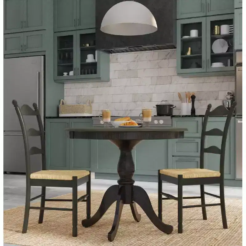 Carolina Living 36 Salem Round Pedestal Dining Table