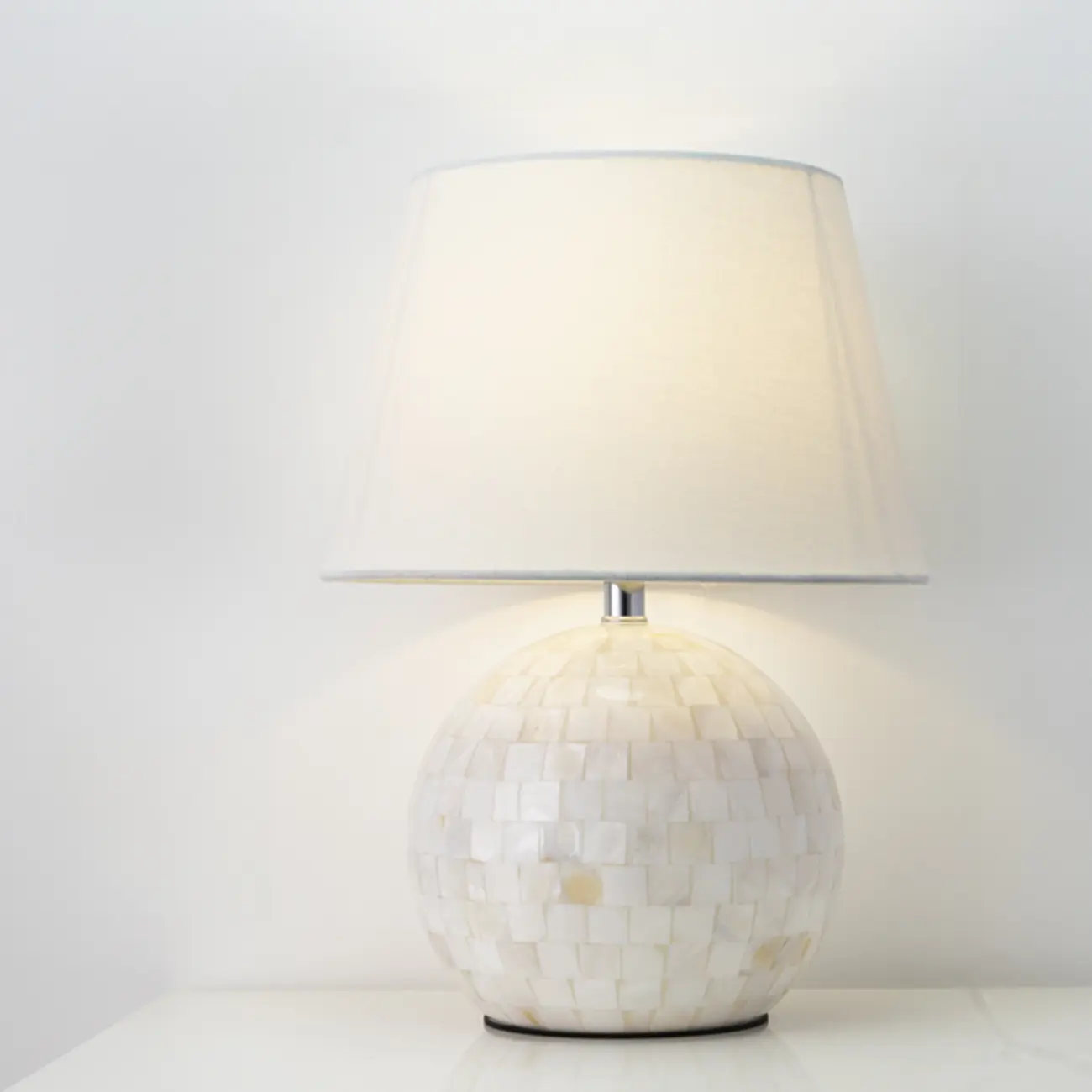 Modern Shell Table Lamp with Geometric Shade