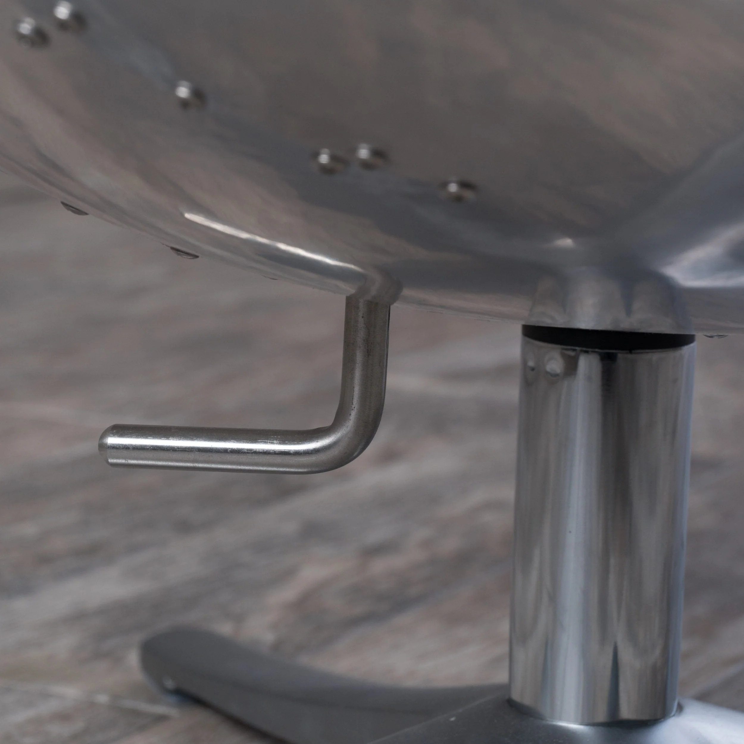 Modern Swivel Chair - NH317592