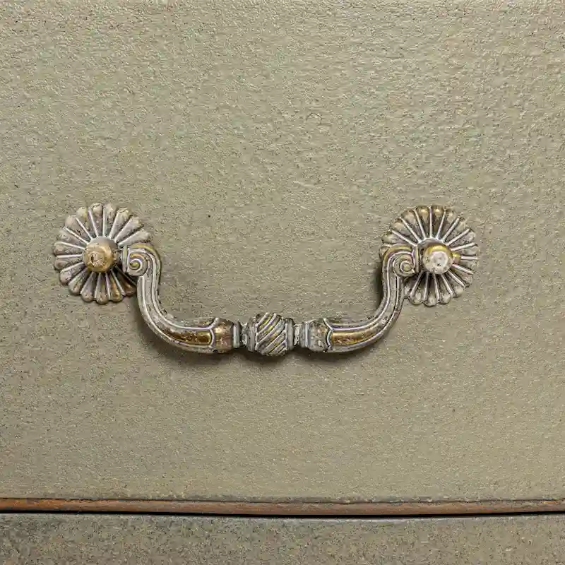 Distressed Wood 3-Drawer Dresser