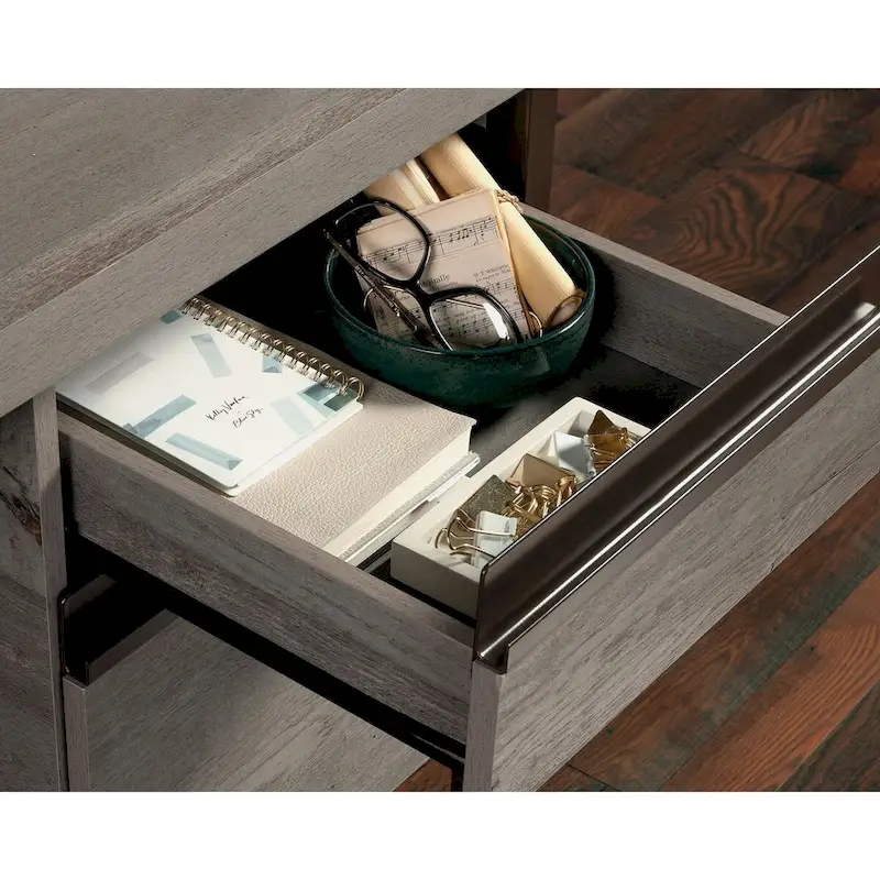 Manhattan Gate Computer Desk Mo