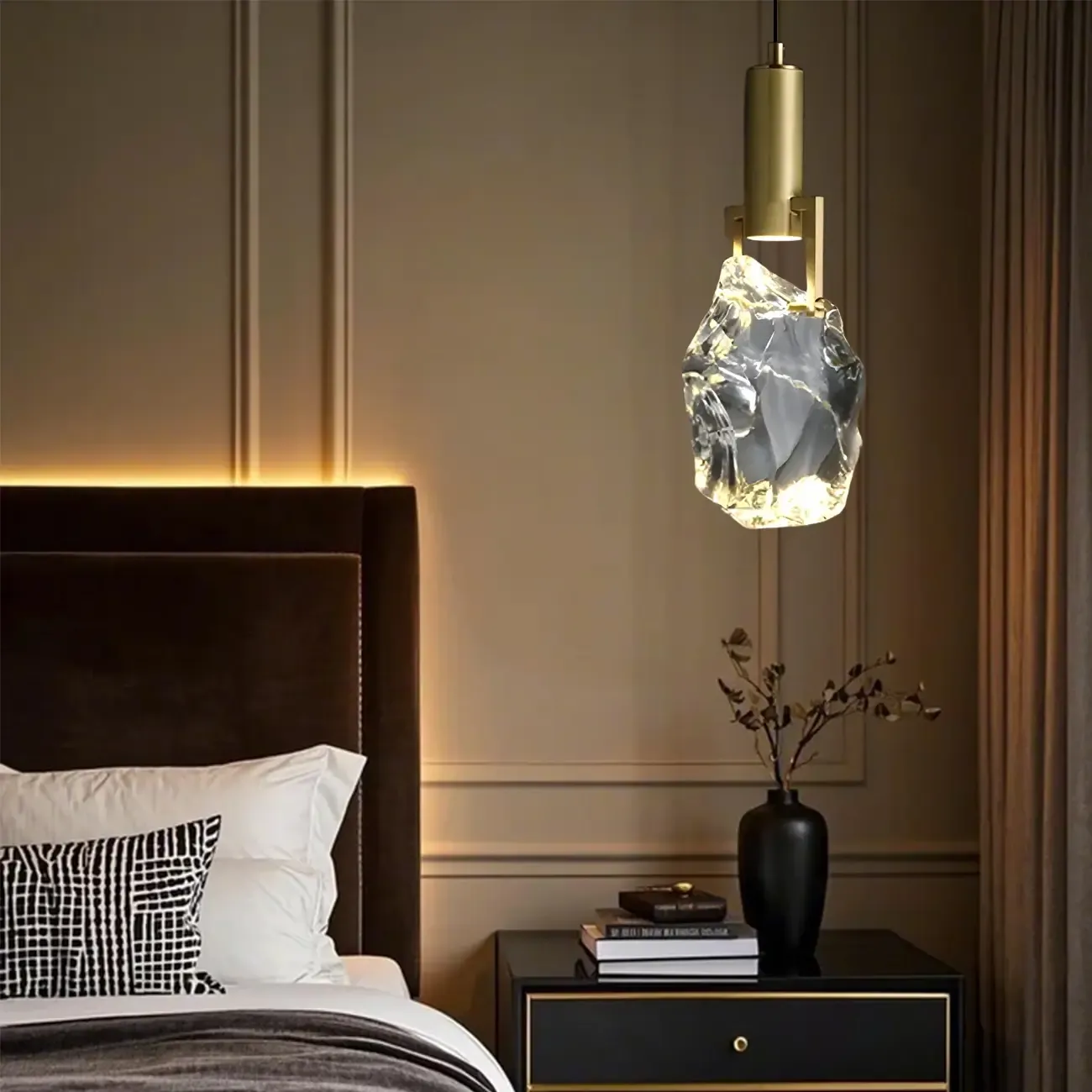 Modern Crystal Textured Pendant Light for Living Room