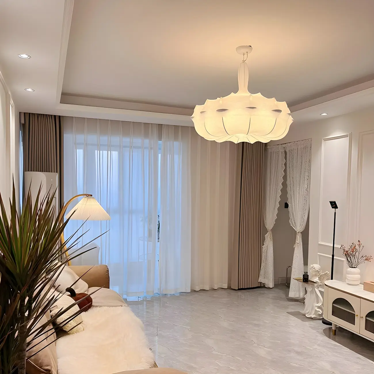 Modern White Flower-Shaped Drum Chandelier Height Adjustable