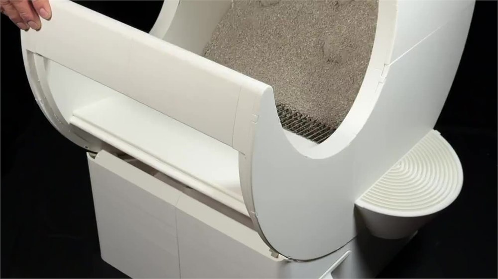 Rotating drum and sifting interior