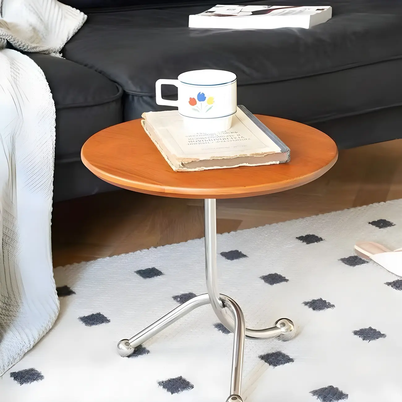 Round Wood End Table for Living Room with 3 Metal Legs