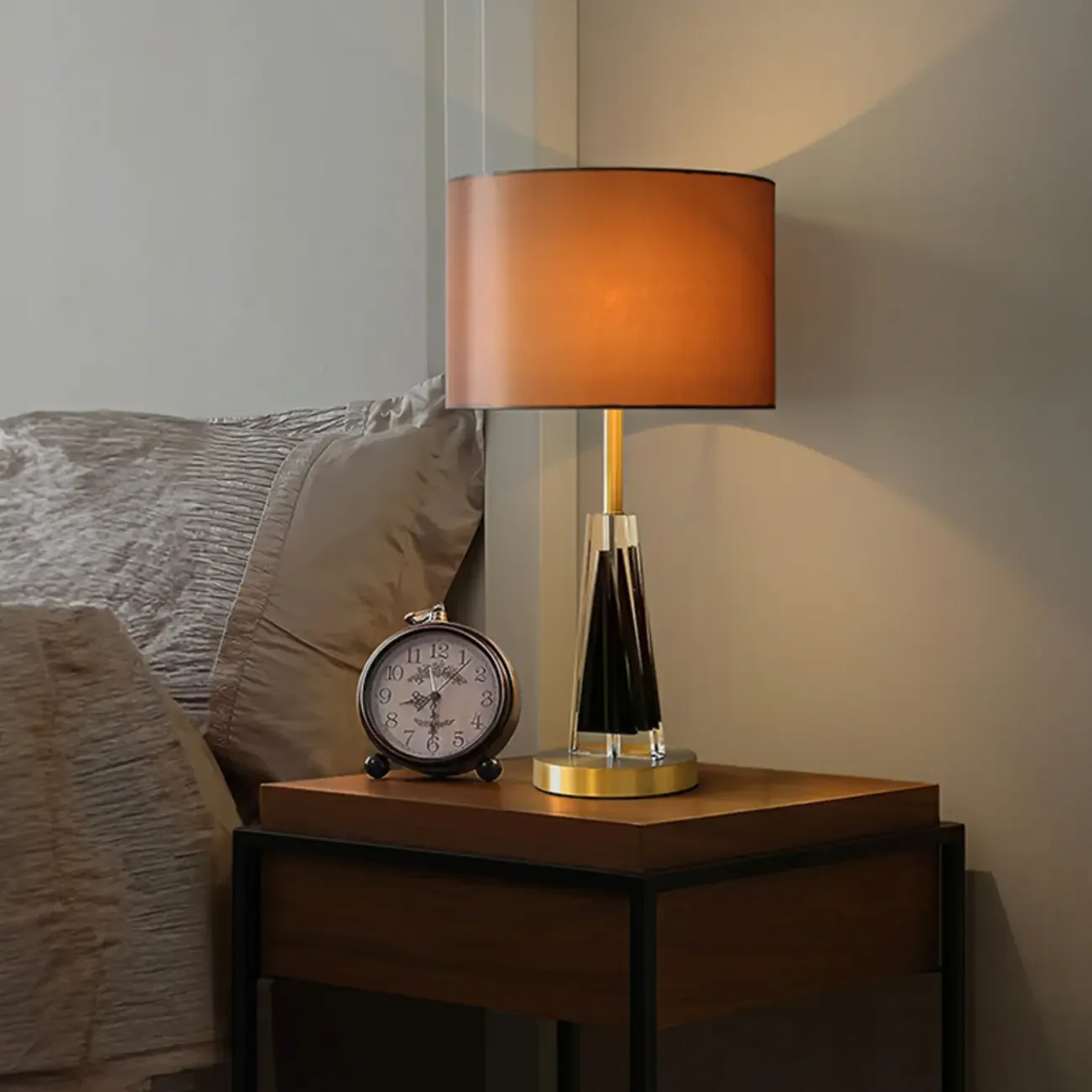 Modern Barrel Shade Gold Metal Table Lamp