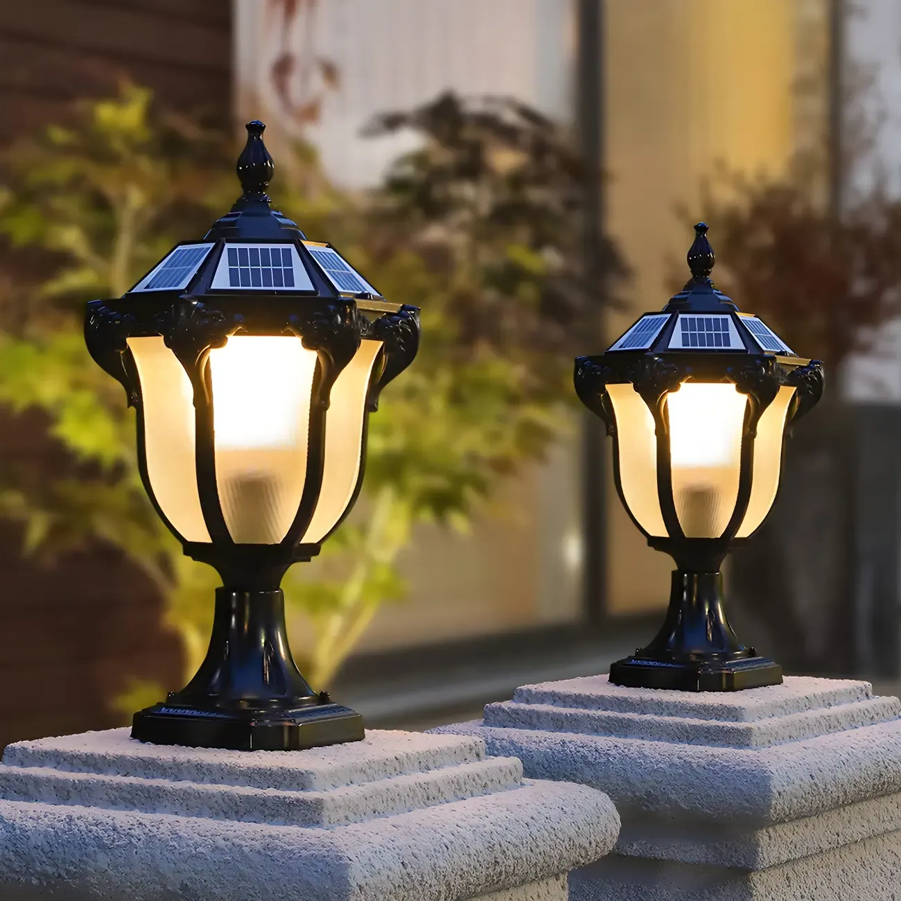 Black Vintage Metal Solar Outdoor Post Lights