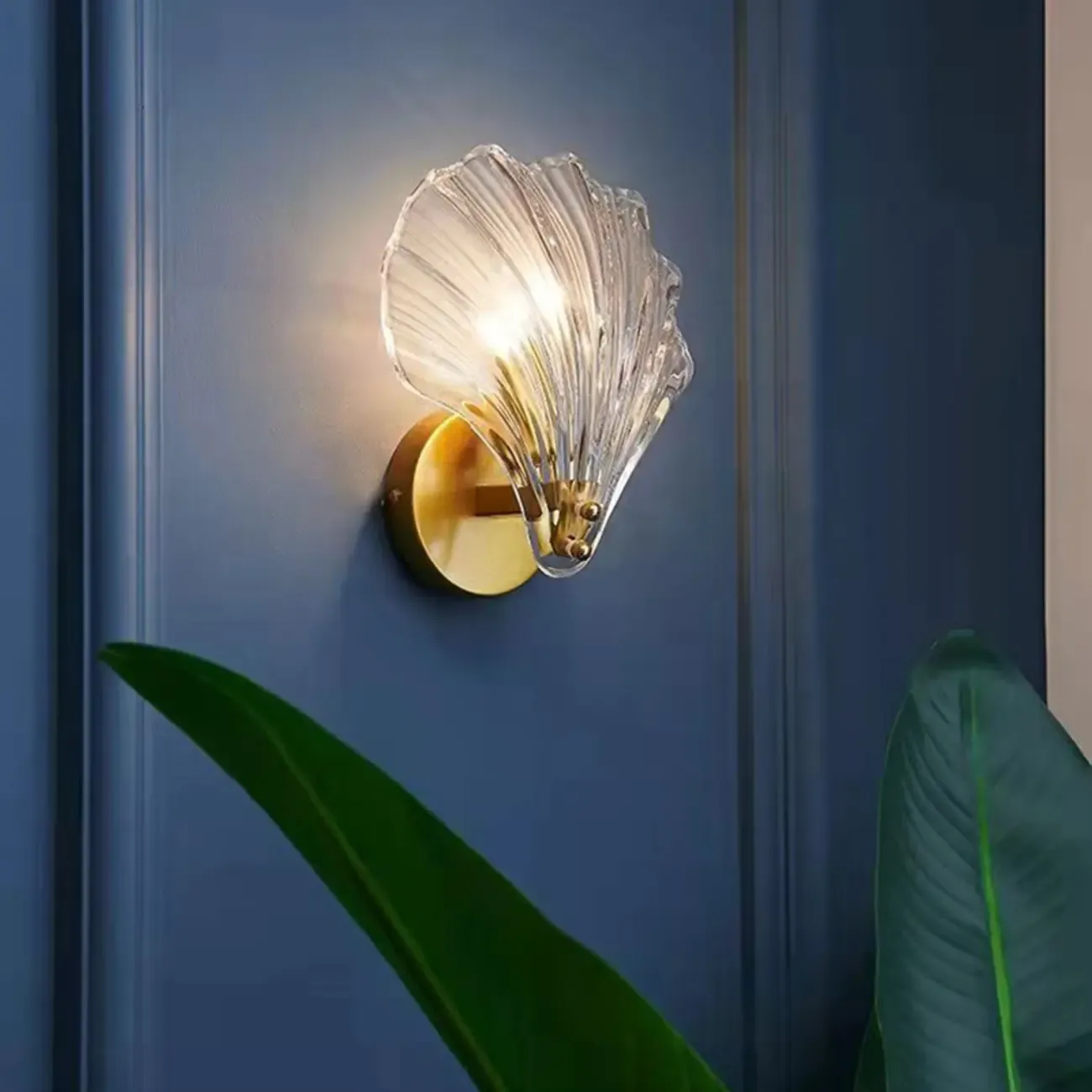 Modern Geometric Metal Vanity Lights with Glass Shell Shade