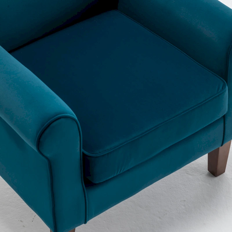 Traditional Rolled Arm Living Room Armchair