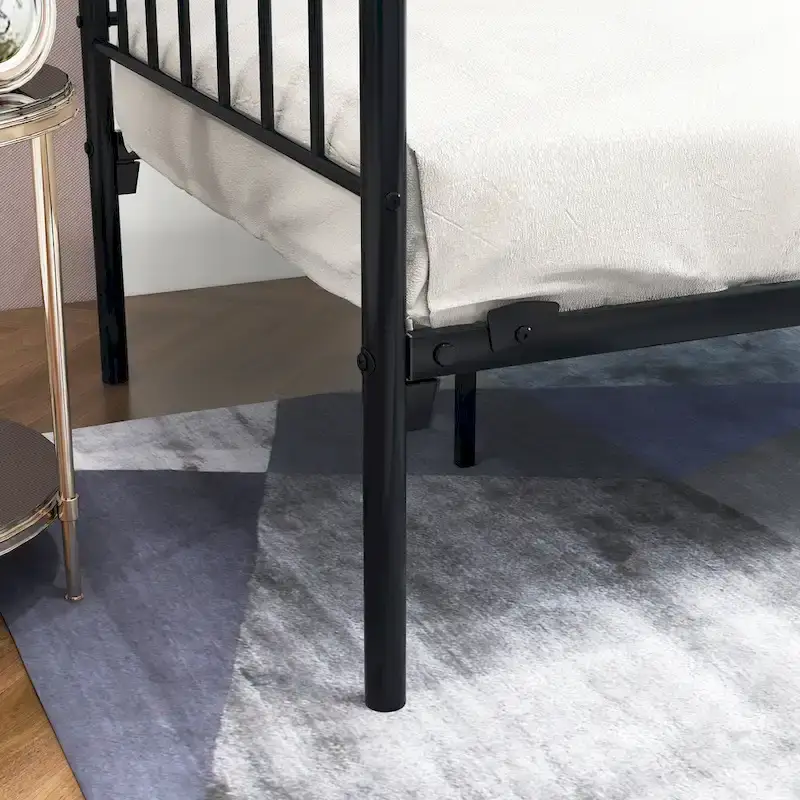 Twin Size Black Metal Vintage Daybed