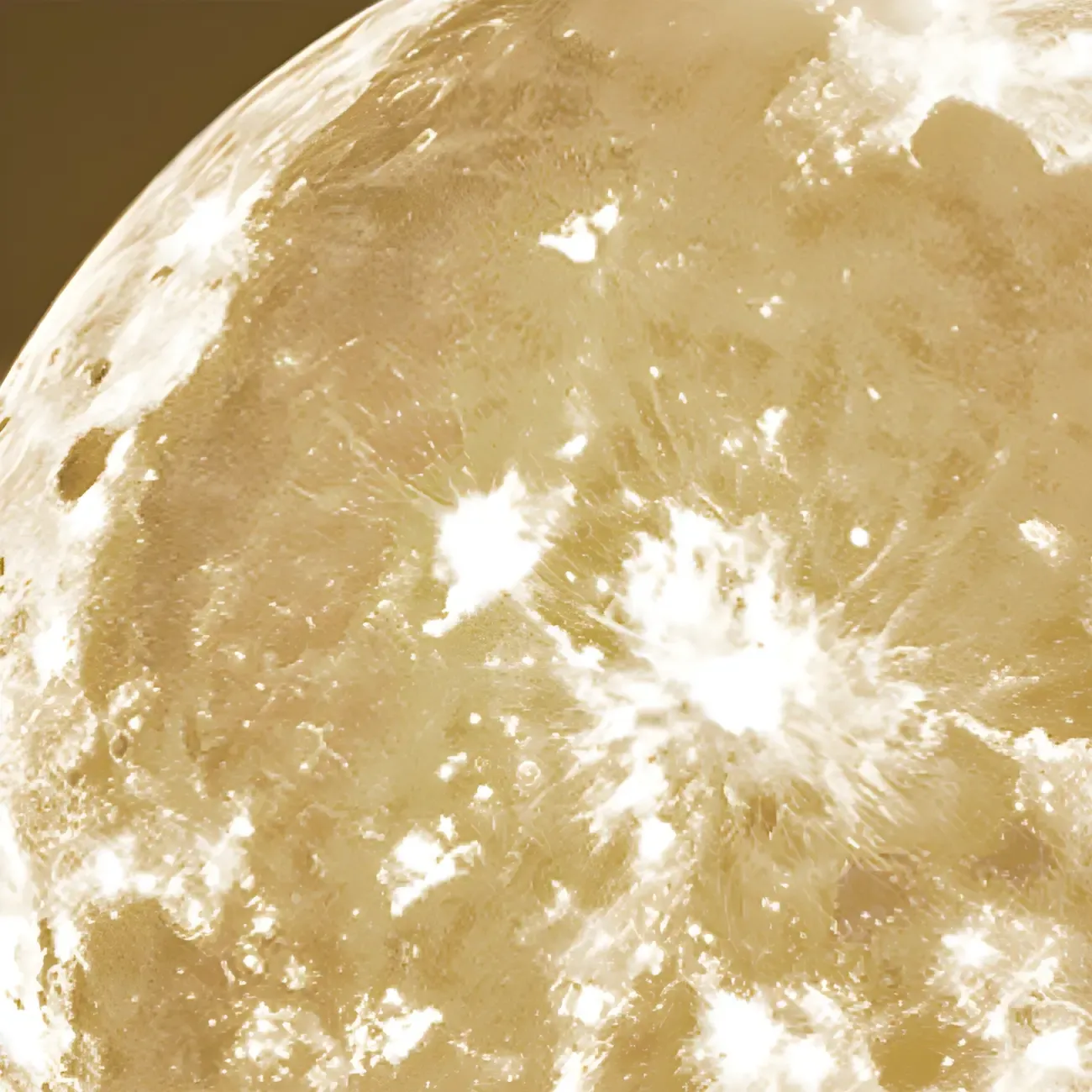 White Resin Moon-Shaped Post Cap Light