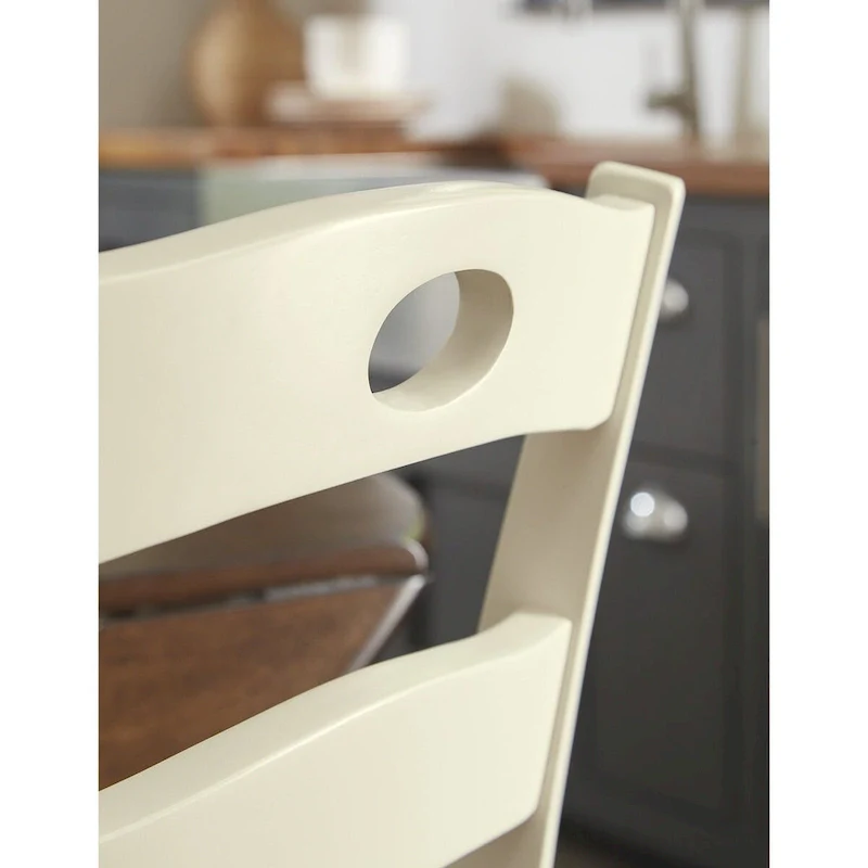 Signature Design by Ashley Woodanville Cream/Brown 5-Piece Dining Package