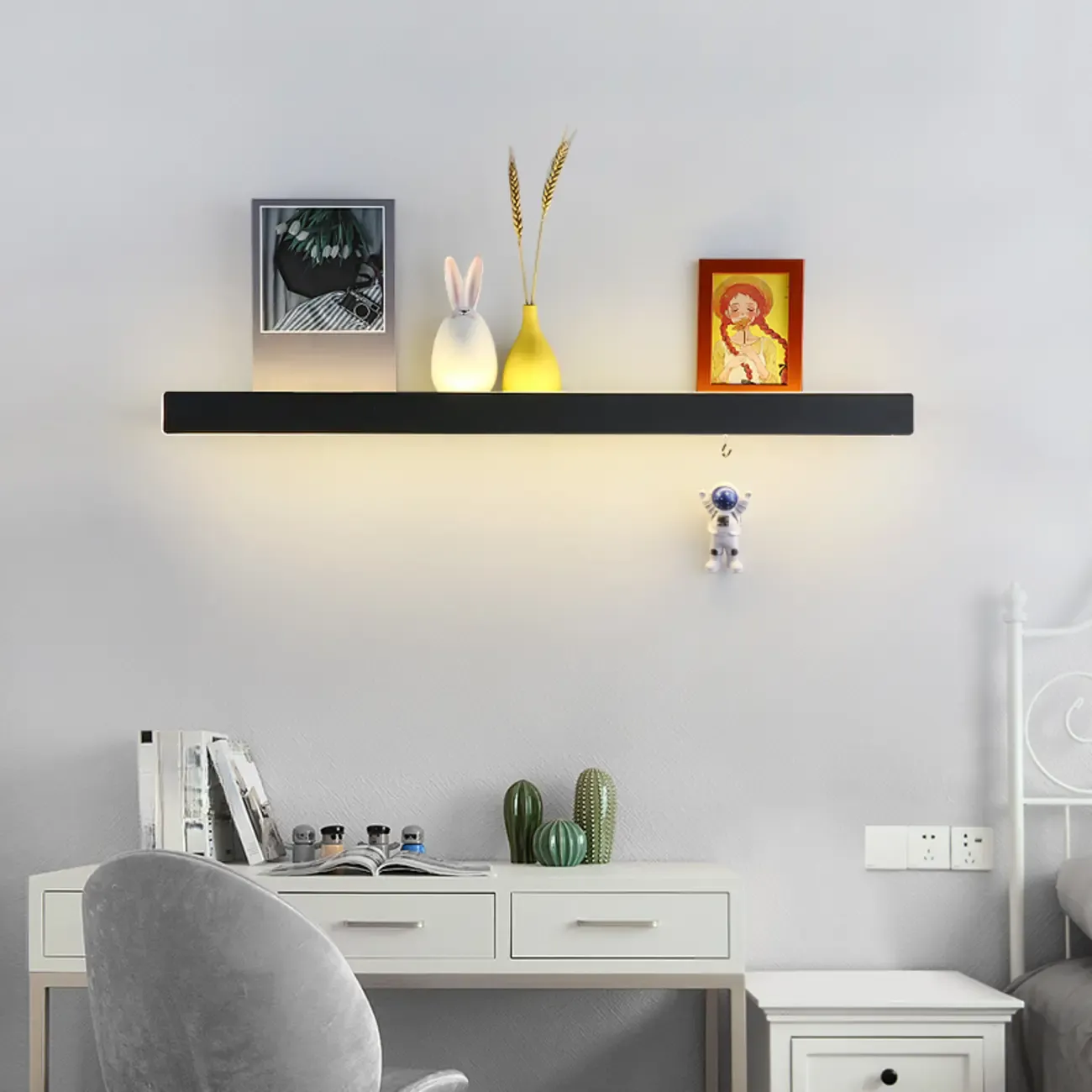 Modern up & Dowm Wall Light with Acrylic Shade Dimmable