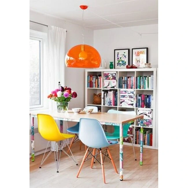 Set of 2 Mid-Century Modern Dining Chairs Armless Plastic Shell Seat with Natural Wooden Eiffel Leg Base, Red