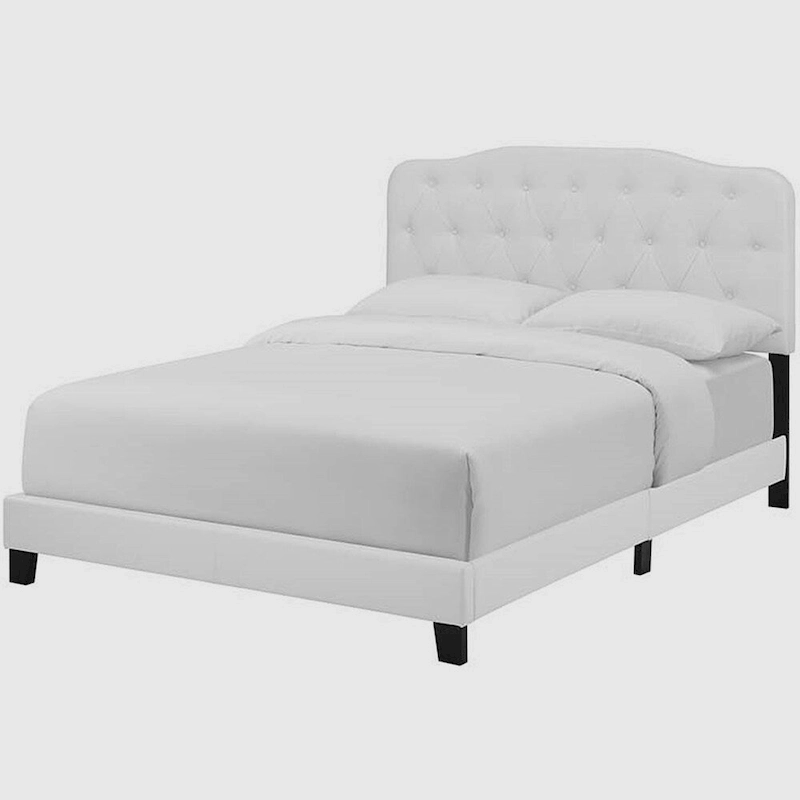 Dayton King Leather Platform Bed with Button Tufted Headboard
