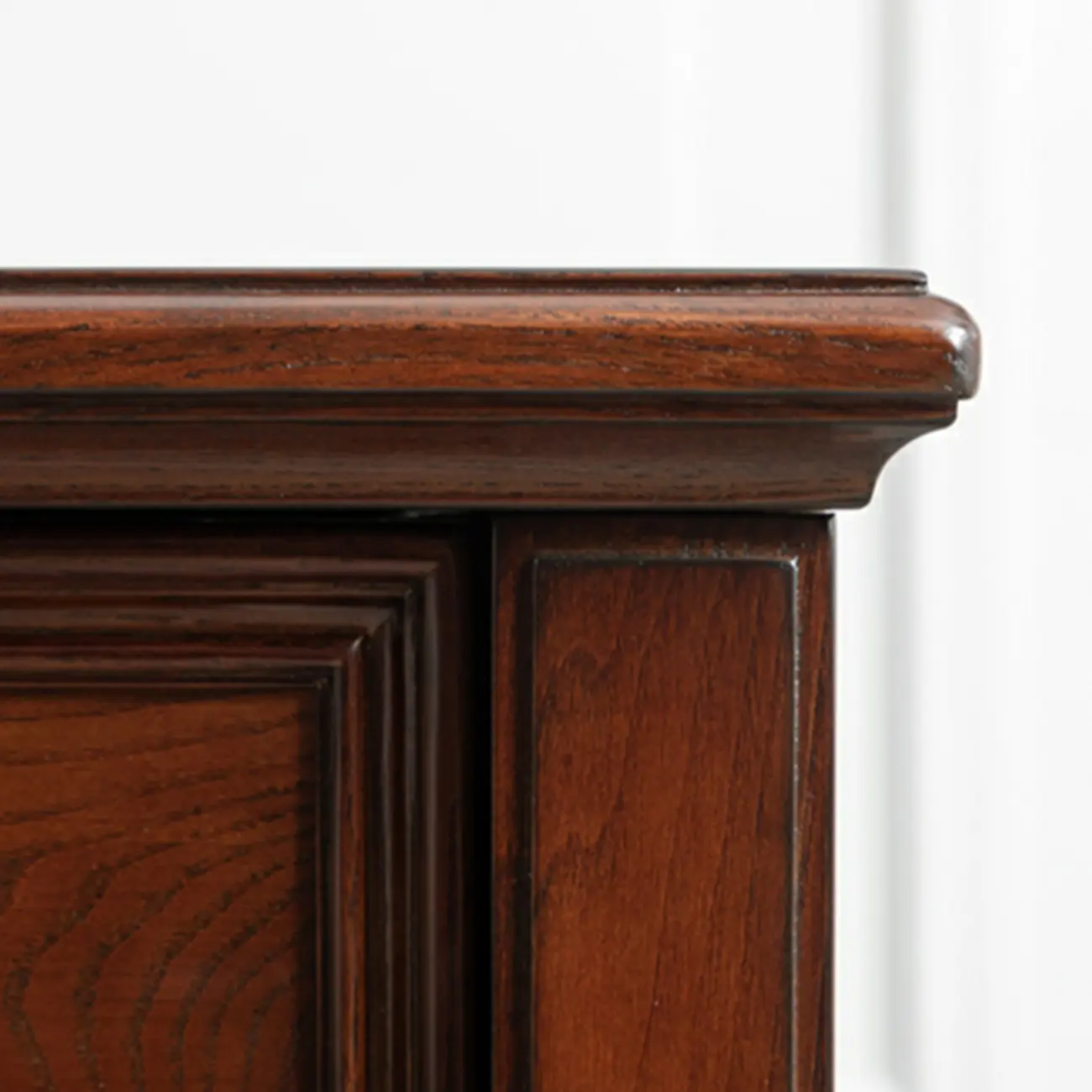 Traditional Ash Wood Nut-Brown 3-Drawer Bedroom Nightstand