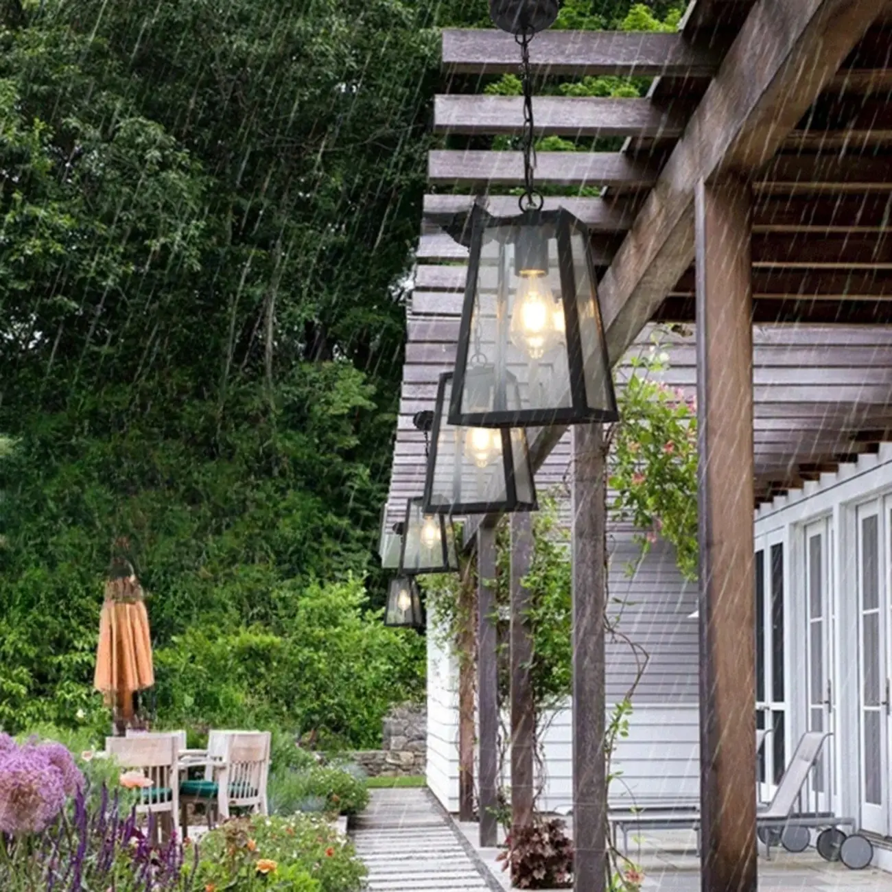 Industrial Black Metal Courtyard Pendant Lights in Adjustable