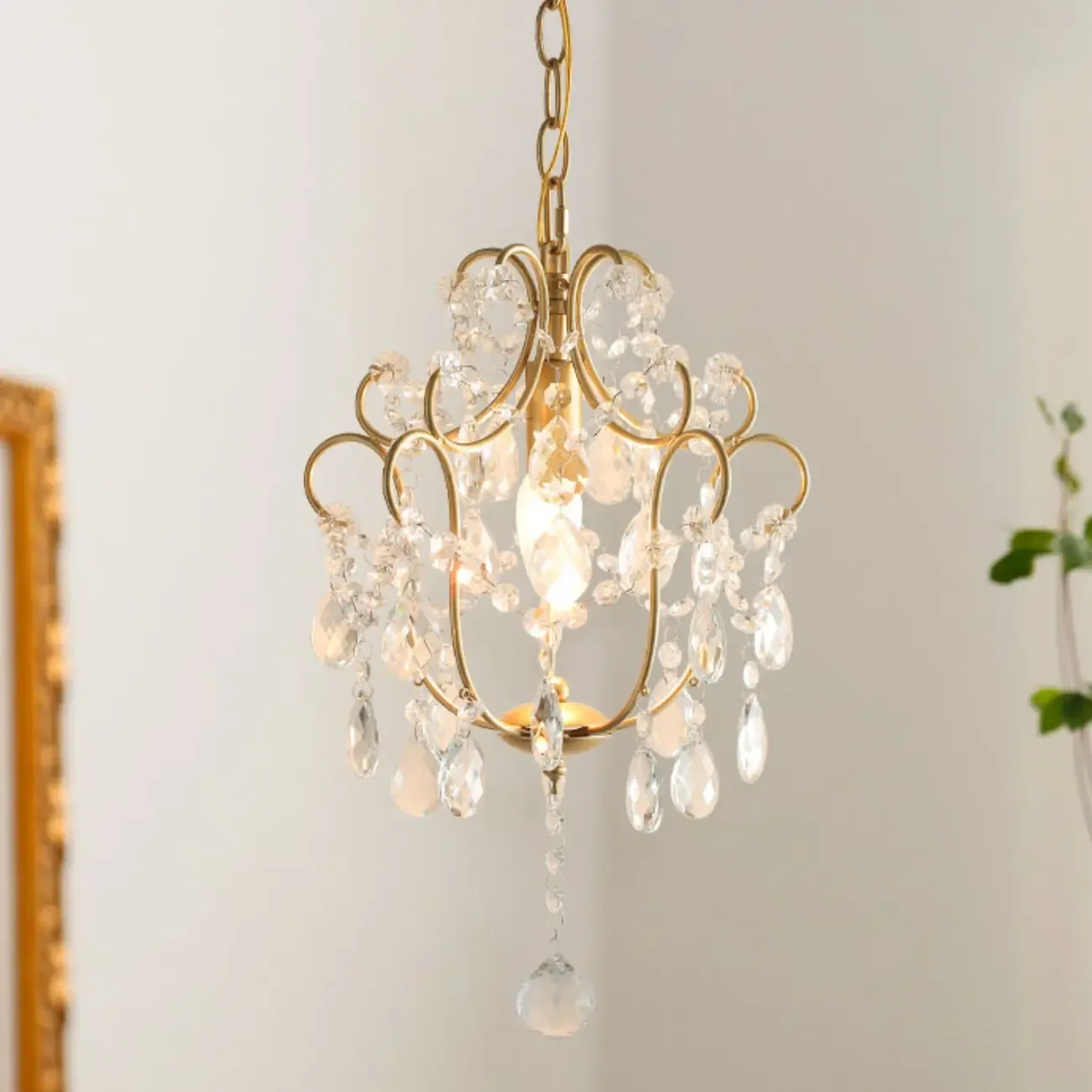 Elegant Gold Crystal Mini Kitchen Pendant Light Adjustable Chain