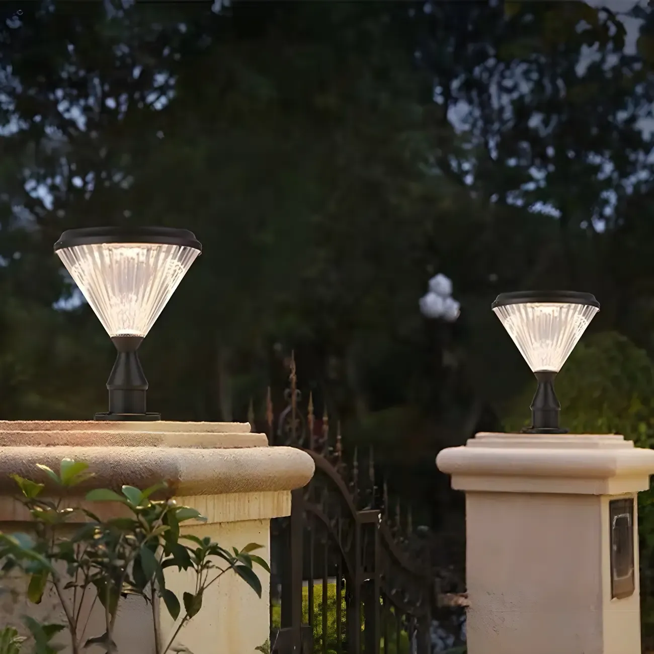 Diamond Shape Solar Black Outdoor Post Lights