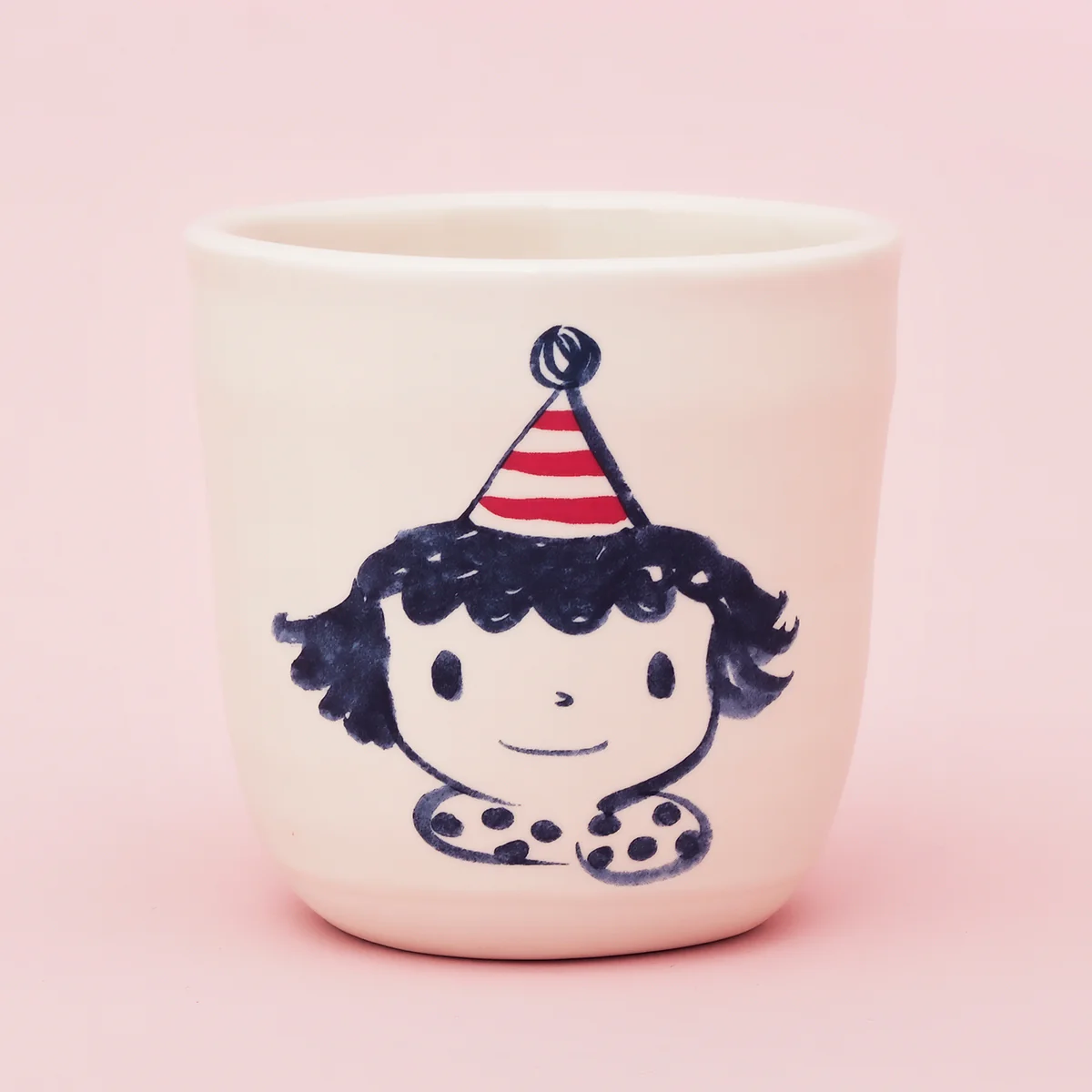 Brut Cake 100 Smiling Mugs Spot 8.5cm