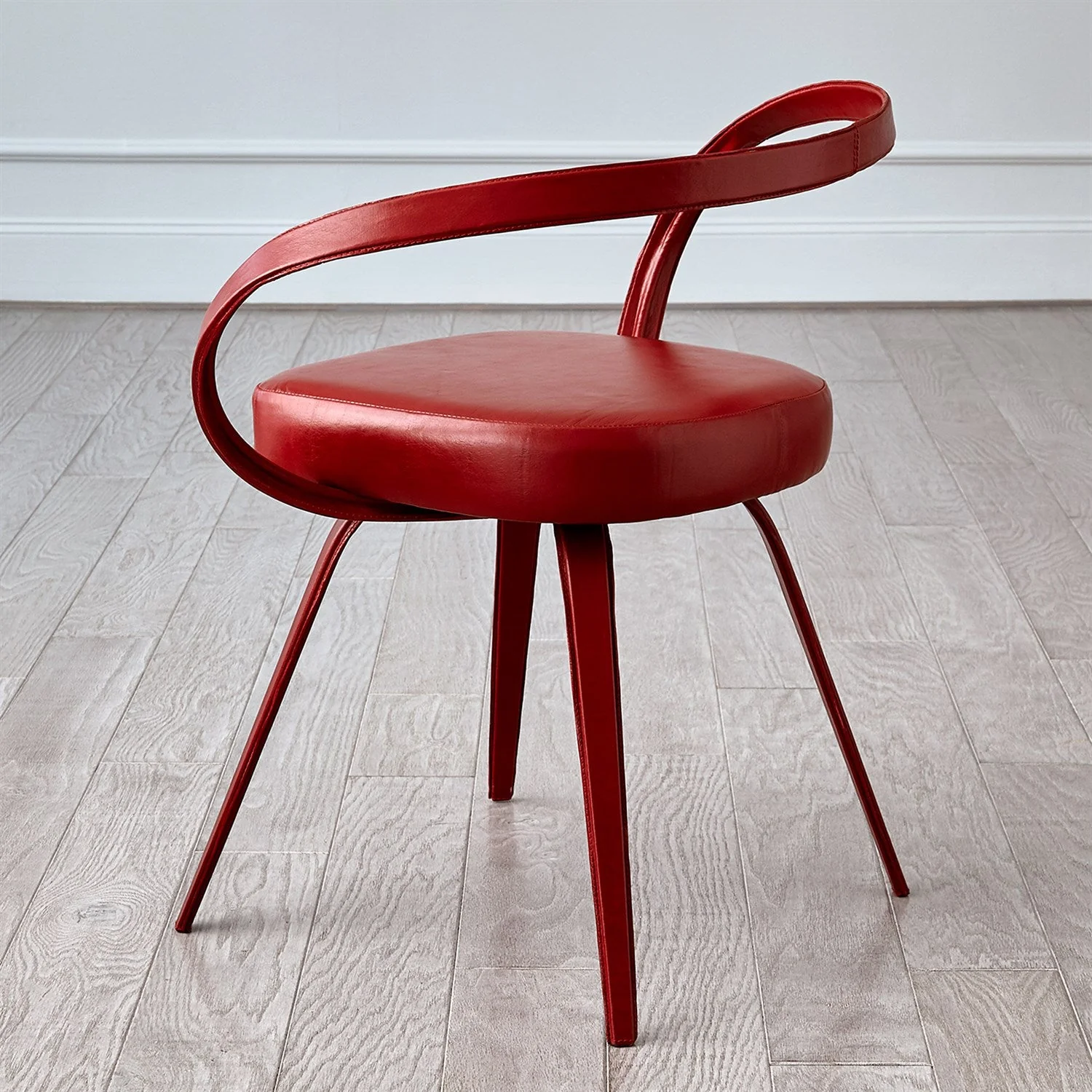 TOP-GRAIN LEATHER CHAIR