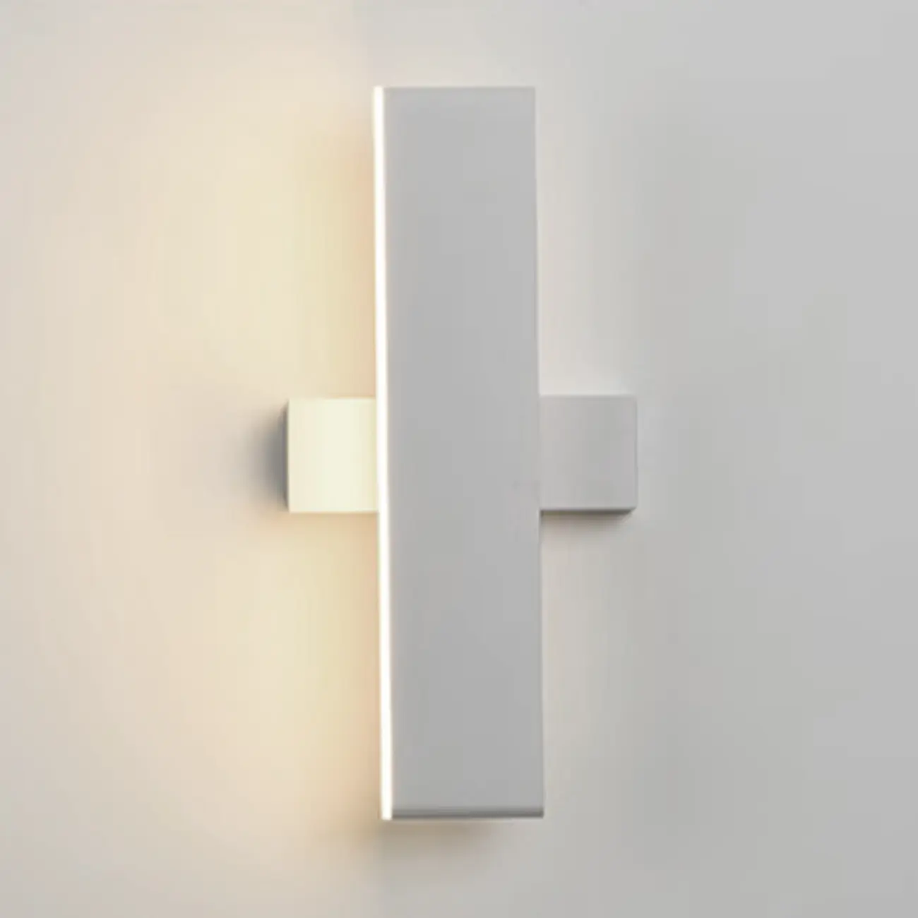 Modern Simple Linear Third Gear Adjustable Wall Sconce