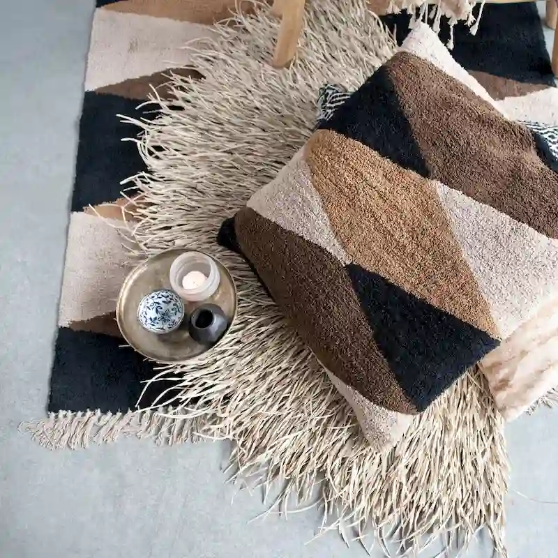 Metal Pedestal - 11.8 L x 11.8 W x 3.8 H