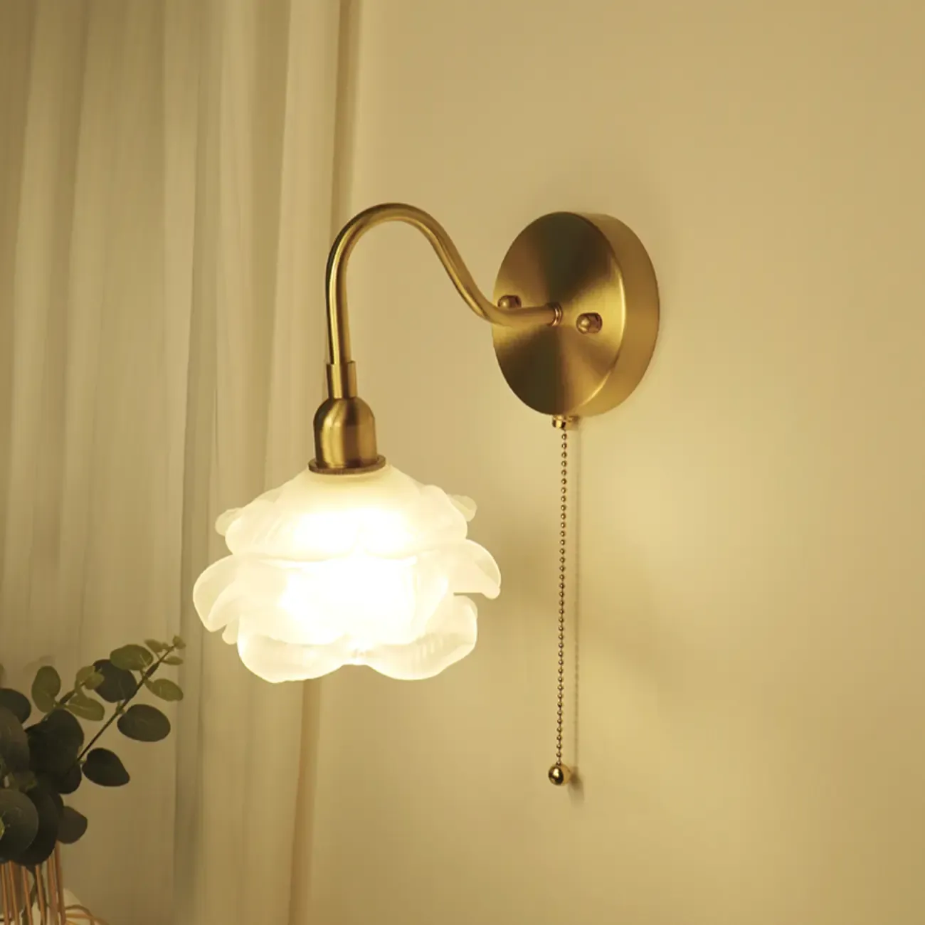 Mini Floral LED Wall Sconce with Pull Chain Switch for Home