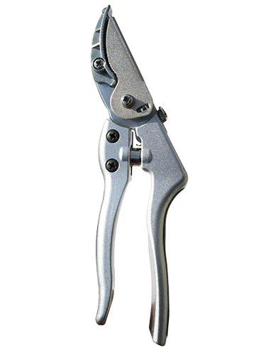 Woman's Pro™ Cut & Hold Pruner 2