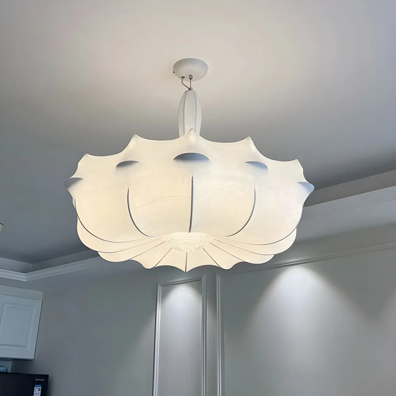 Modern White Flower-Shaped Drum Chandelier Height Adjustable