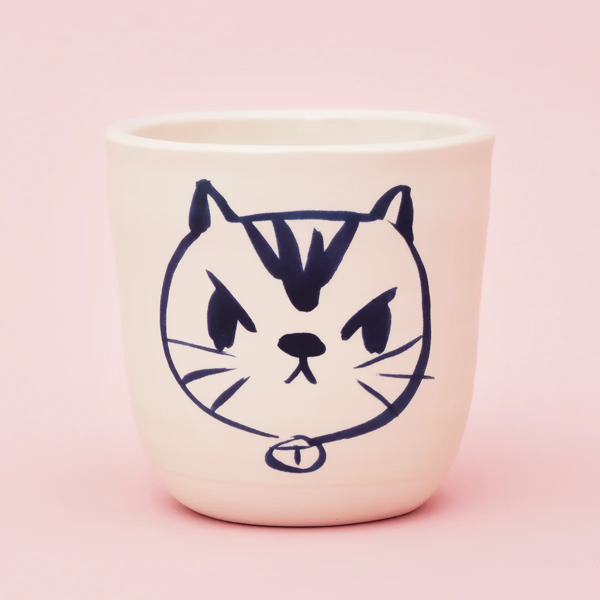Brut Cake 100 Smiling Mugs Fizzy 8.5cm