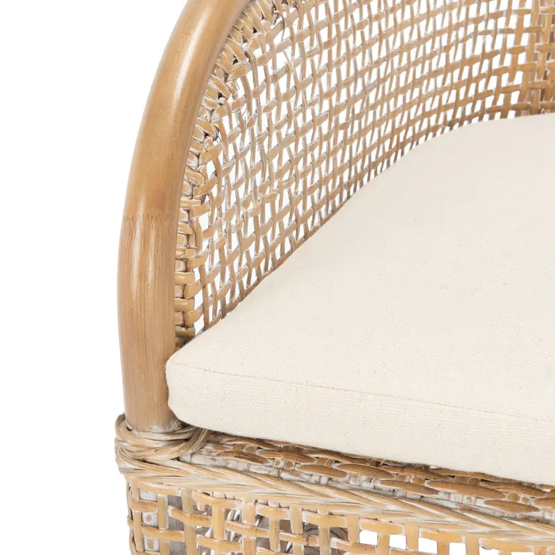 SAFAVIEH Rosalia Coastal Rattan Accent Chair with Cushion - 23.4 W x 24.8 L x 32.7 H - 23Wx25Dx33H